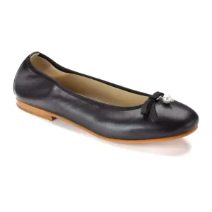 1573 - Black Leather Girls Pearl Slipon