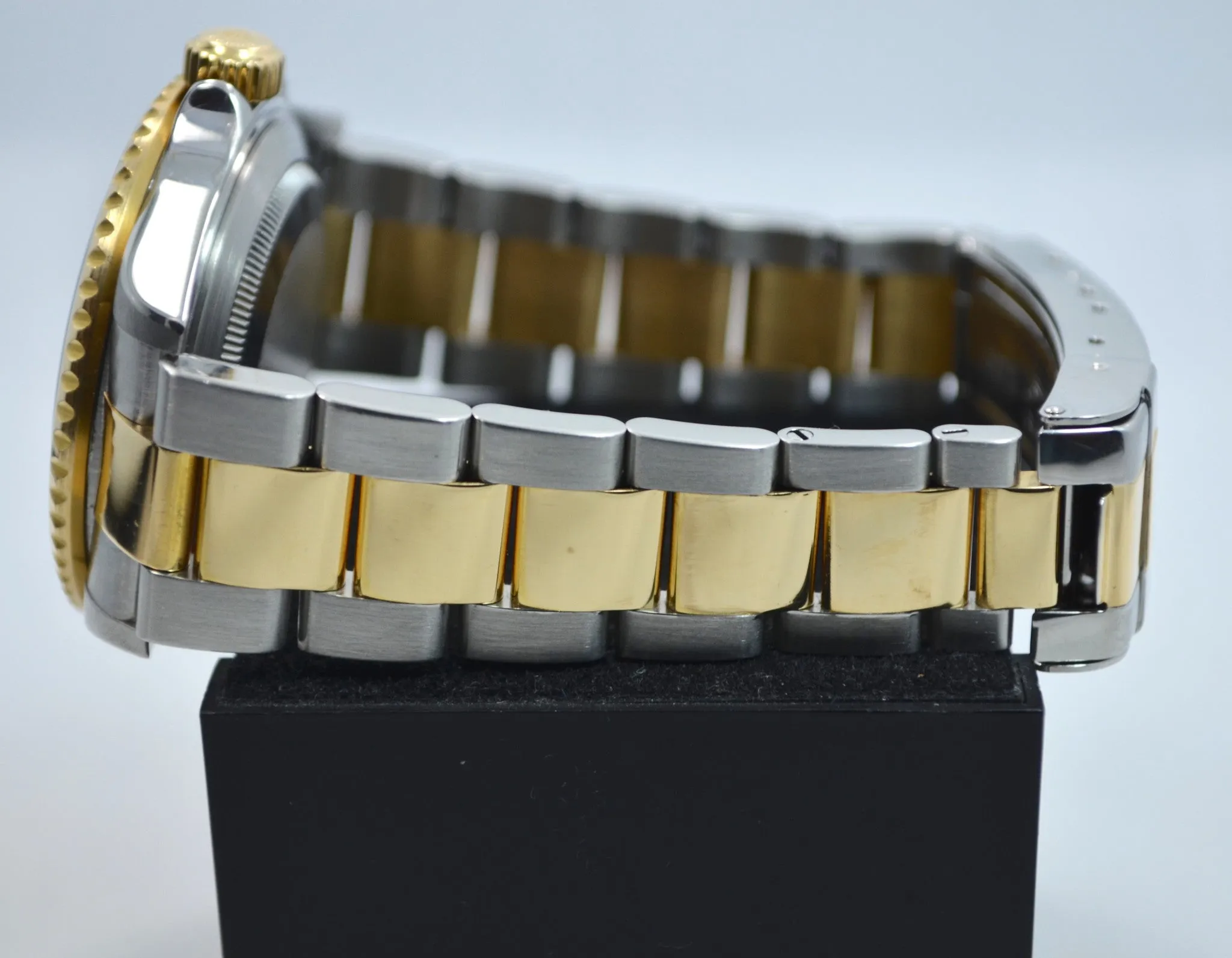 2001 Rolex Submariner 16613 T Blue Two Tone 18K Gold Steel "F" Serial Wristwatch Box Papers