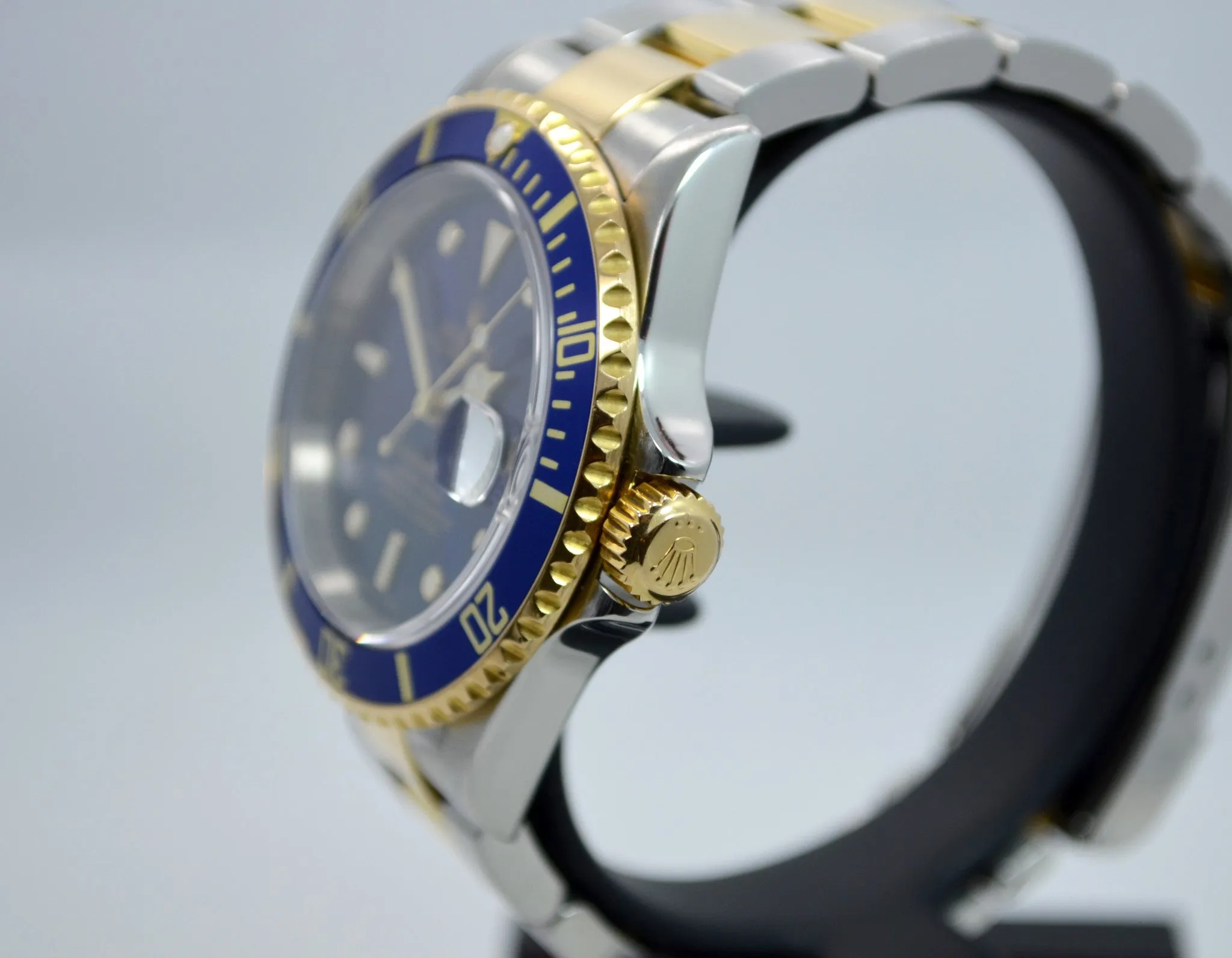 2001 Rolex Submariner 16613 T Blue Two Tone 18K Gold Steel "F" Serial Wristwatch Box Papers