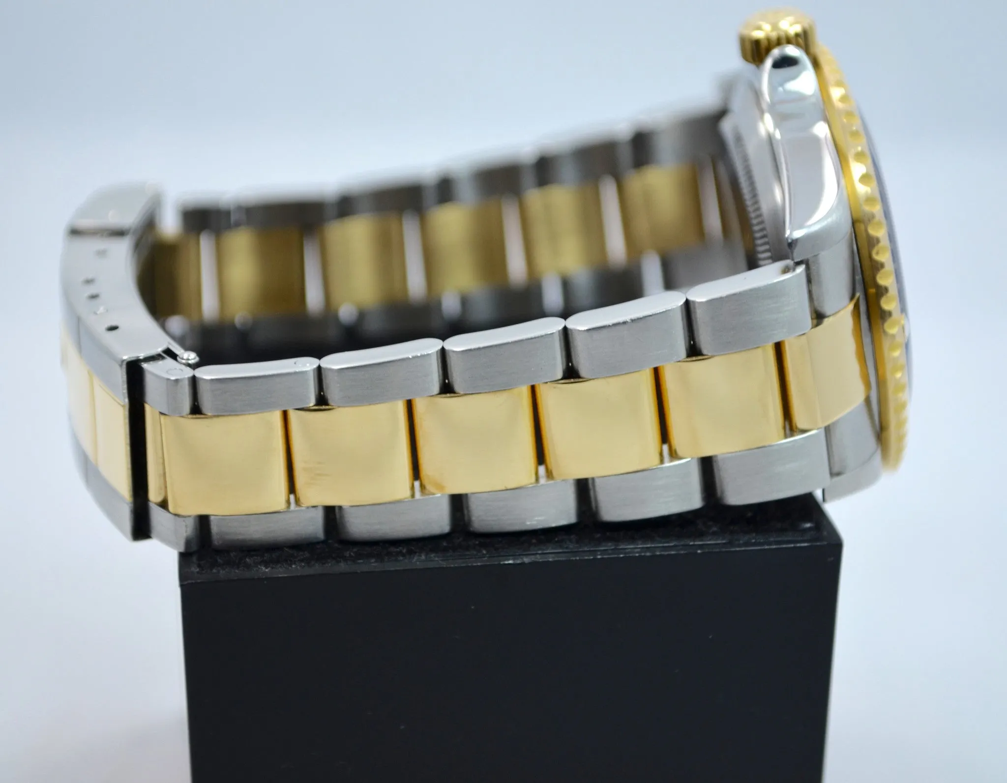2001 Rolex Submariner 16613 T Blue Two Tone 18K Gold Steel "F" Serial Wristwatch Box Papers