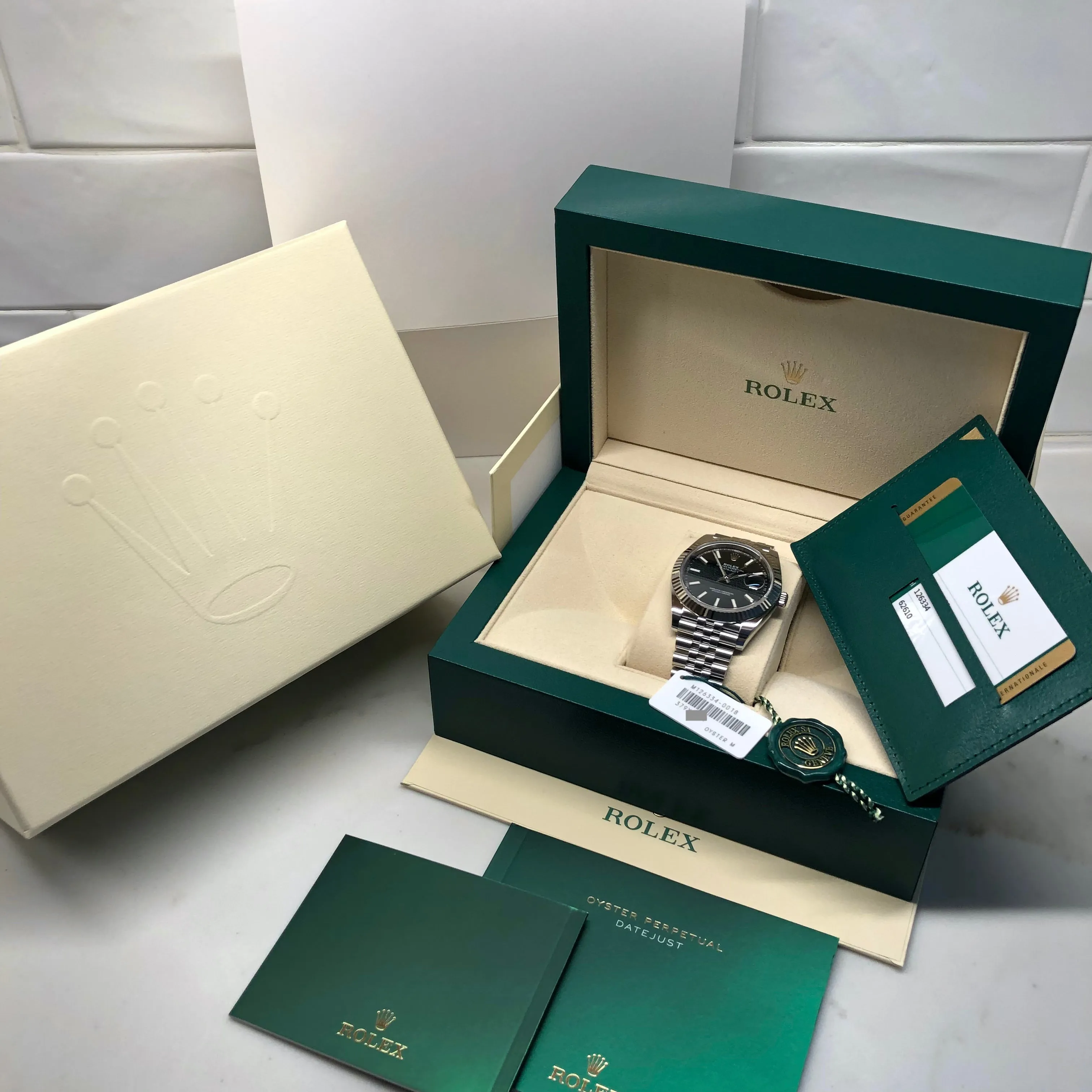 2020 Rolex Datejust 126334 Black Stick Fluted 41mm Steel Jubilee Watch Box Papers Unworn