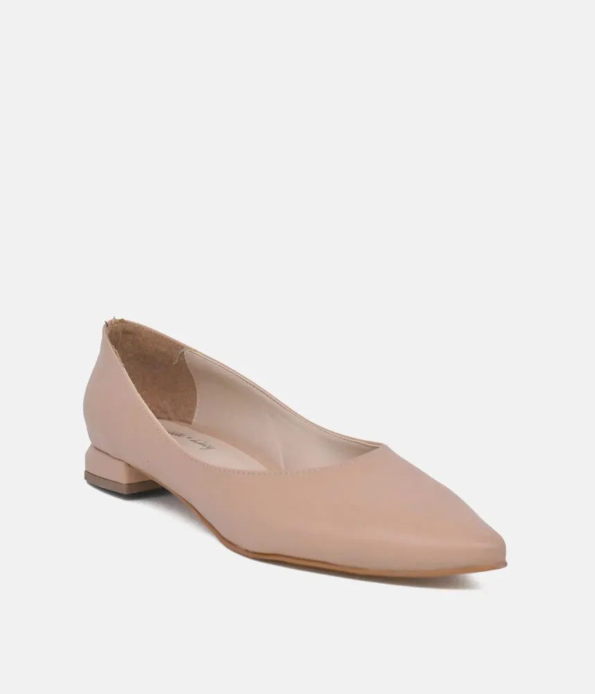 Belle & Lucy Stylish Beige Pointy Toe Flats