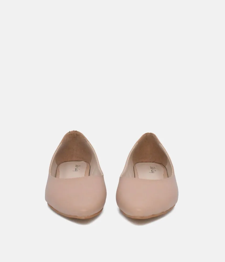 Belle & Lucy Stylish Beige Pointy Toe Flats