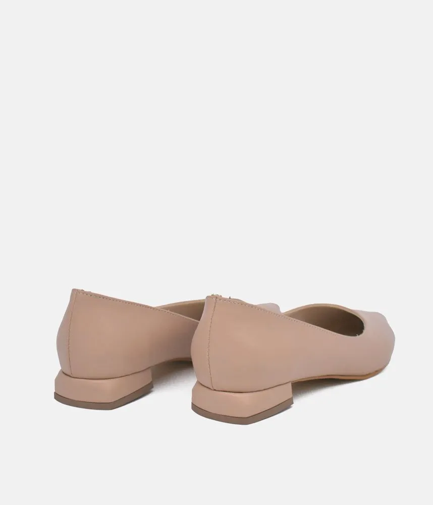 Belle & Lucy Stylish Beige Pointy Toe Flats