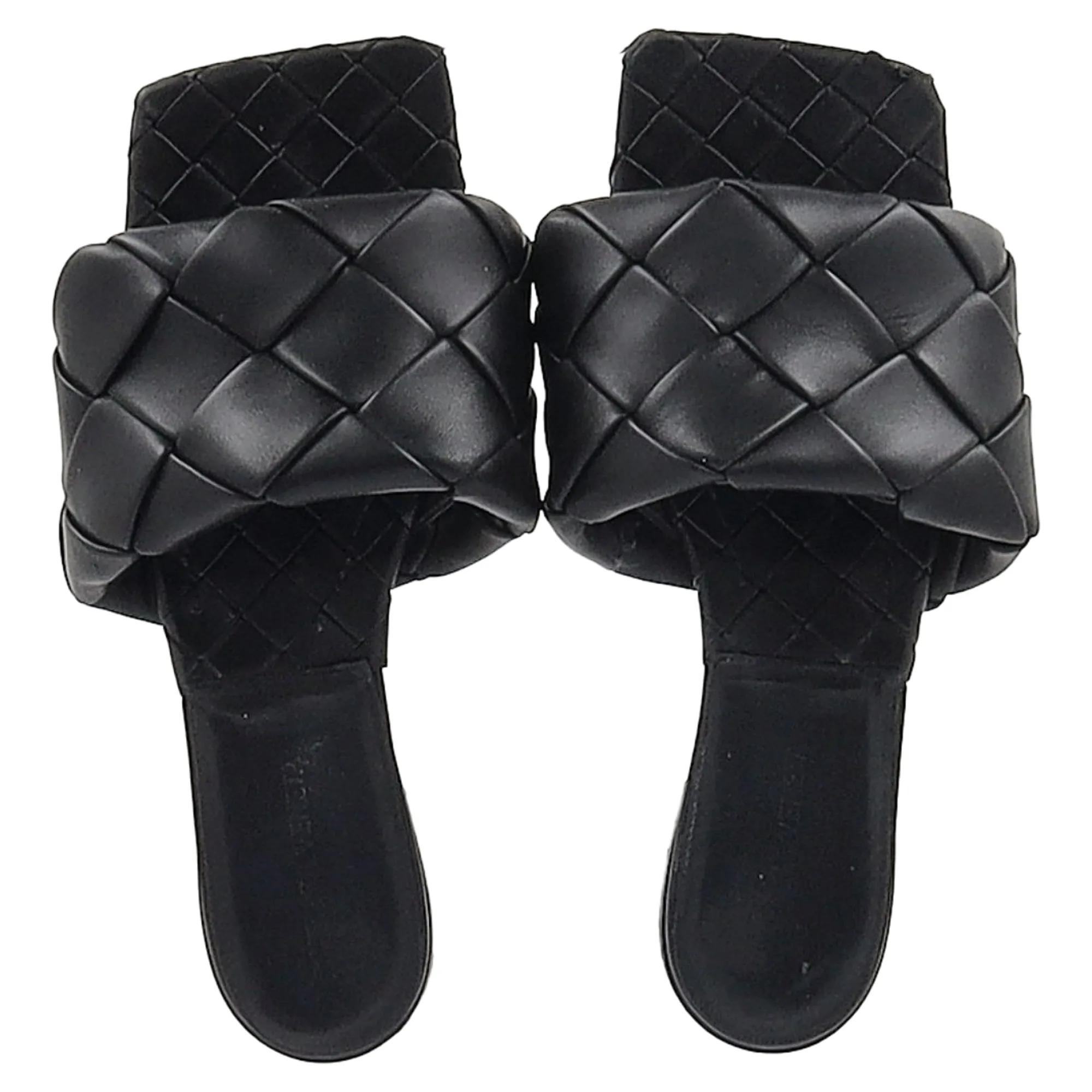 Bottega Veneta Lido Flats in Black Leather