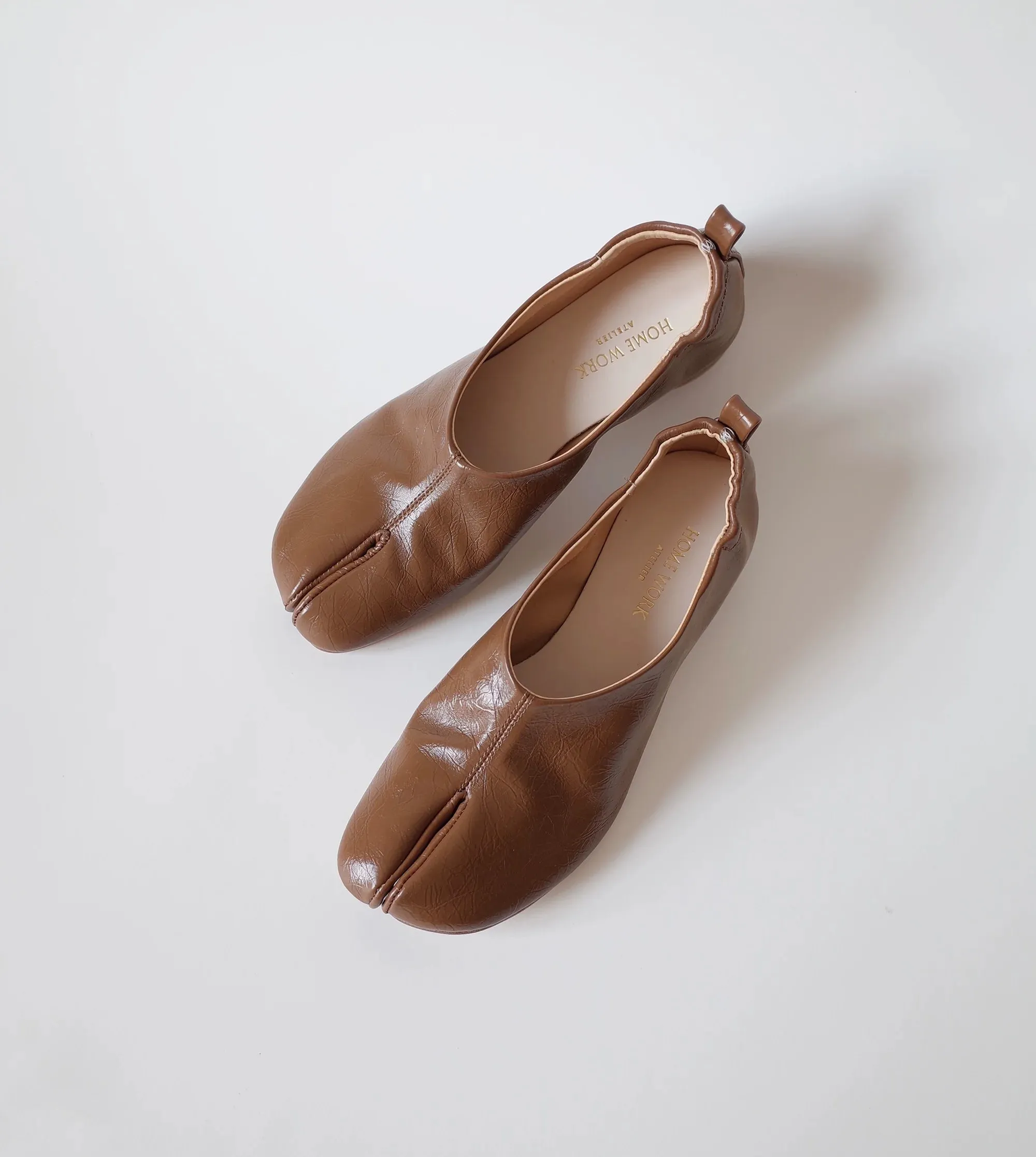Brown Split-Toe Tabi Shoes
