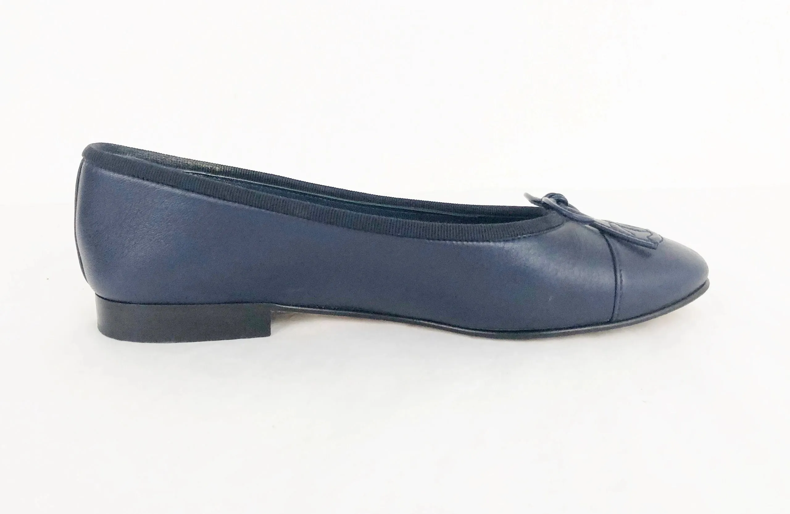 Chanel Blue Leather Ballet Flats Size 35.5 It (5.5 Us)