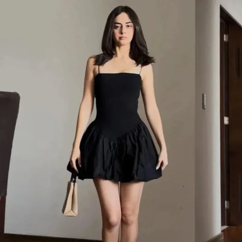Chic O-Neck Backless Knit Pleated Mini Dress for Women