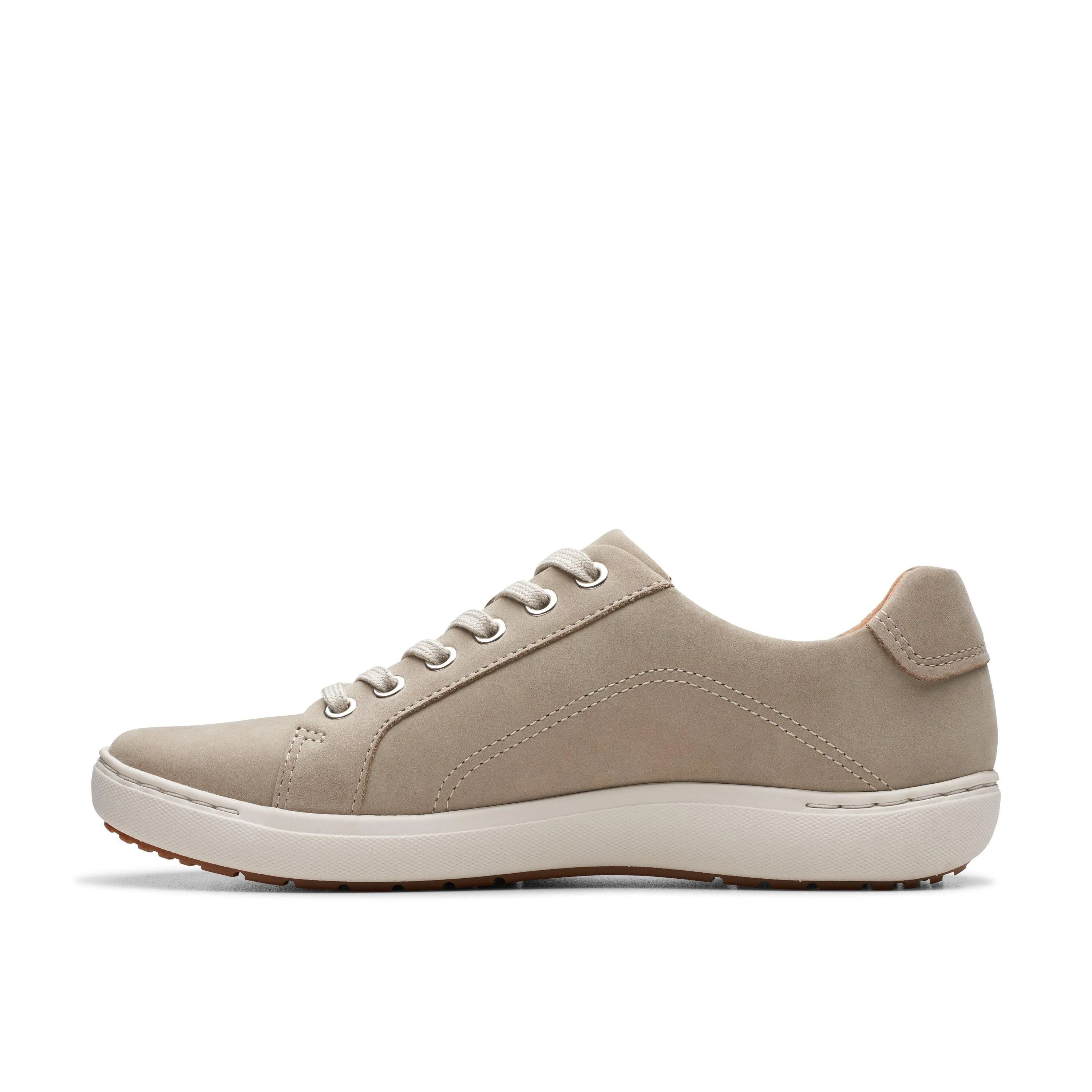 CLARKS NALLE LACE WOMEN'S MEDIUM AND WIDE