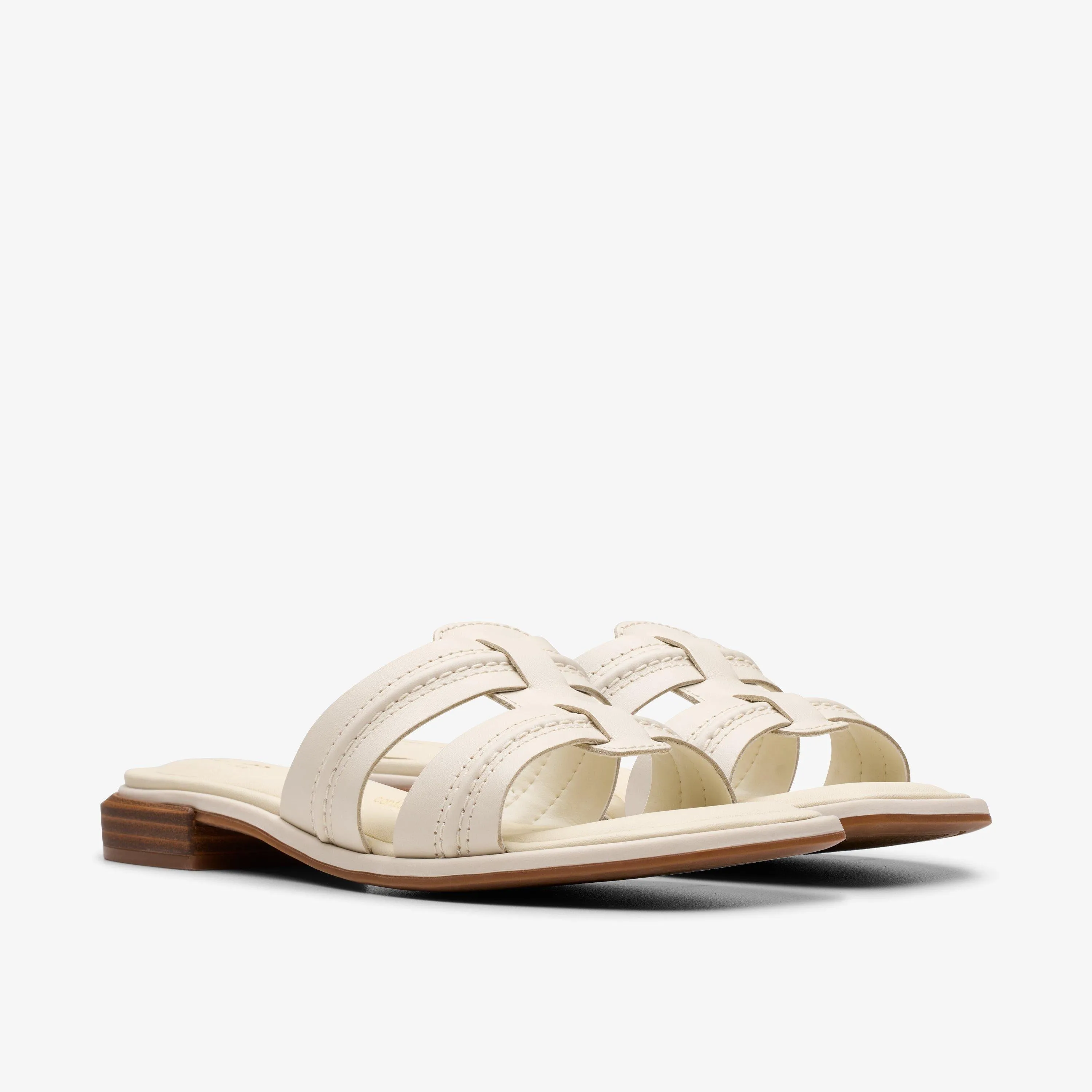 Clarks Women's Ariany Mule Cream Leather 26181237