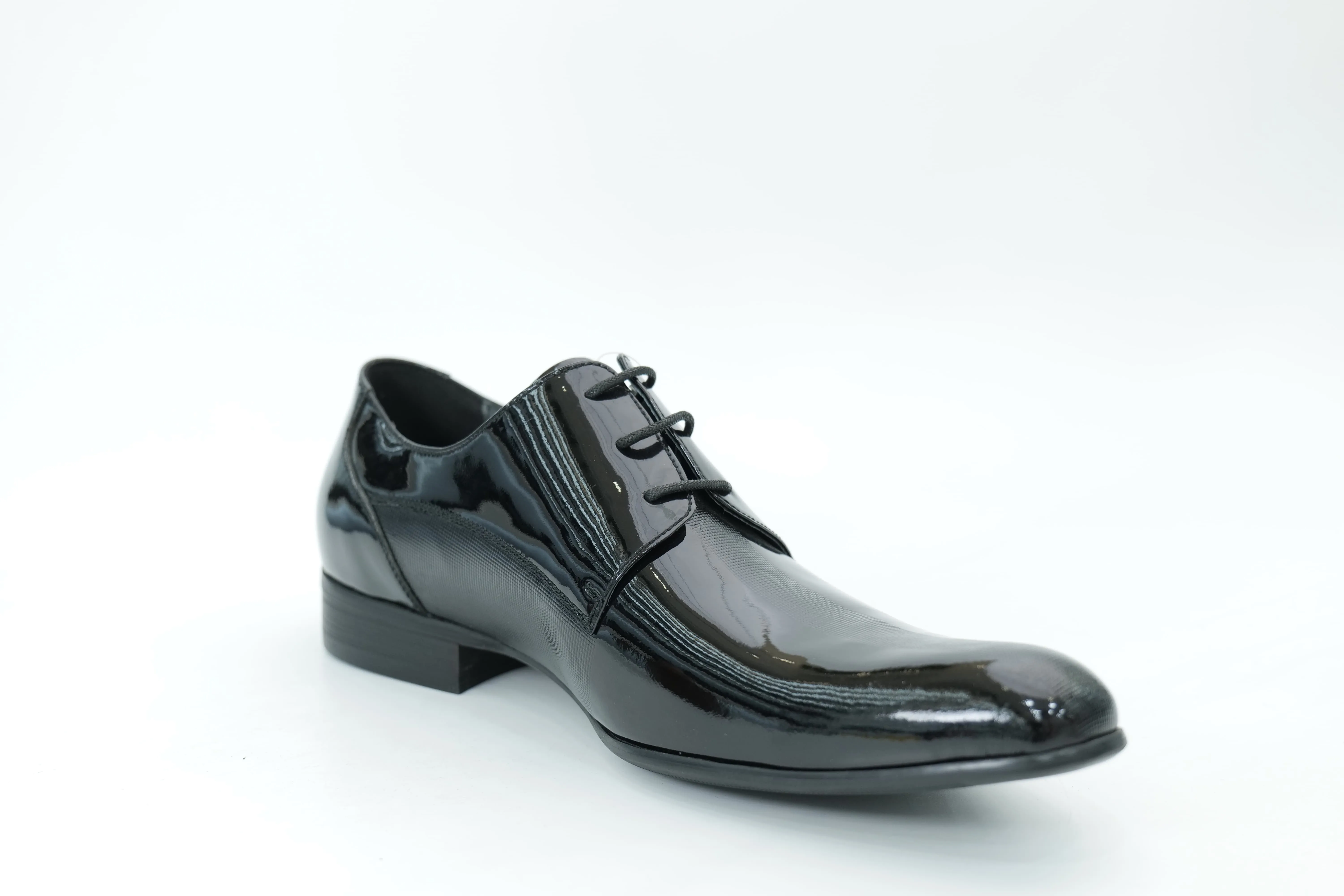 Derby shoes