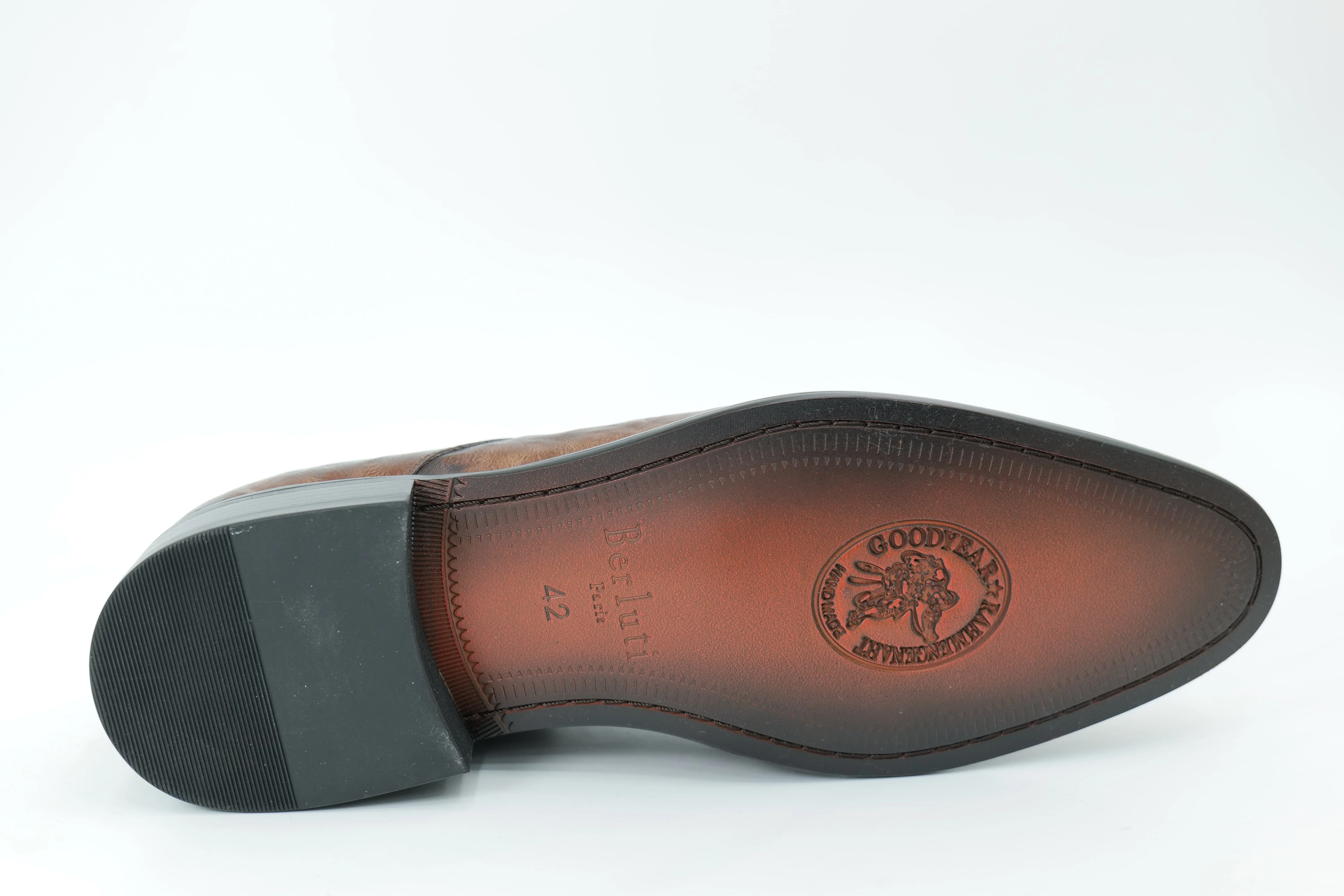 Derby shoes