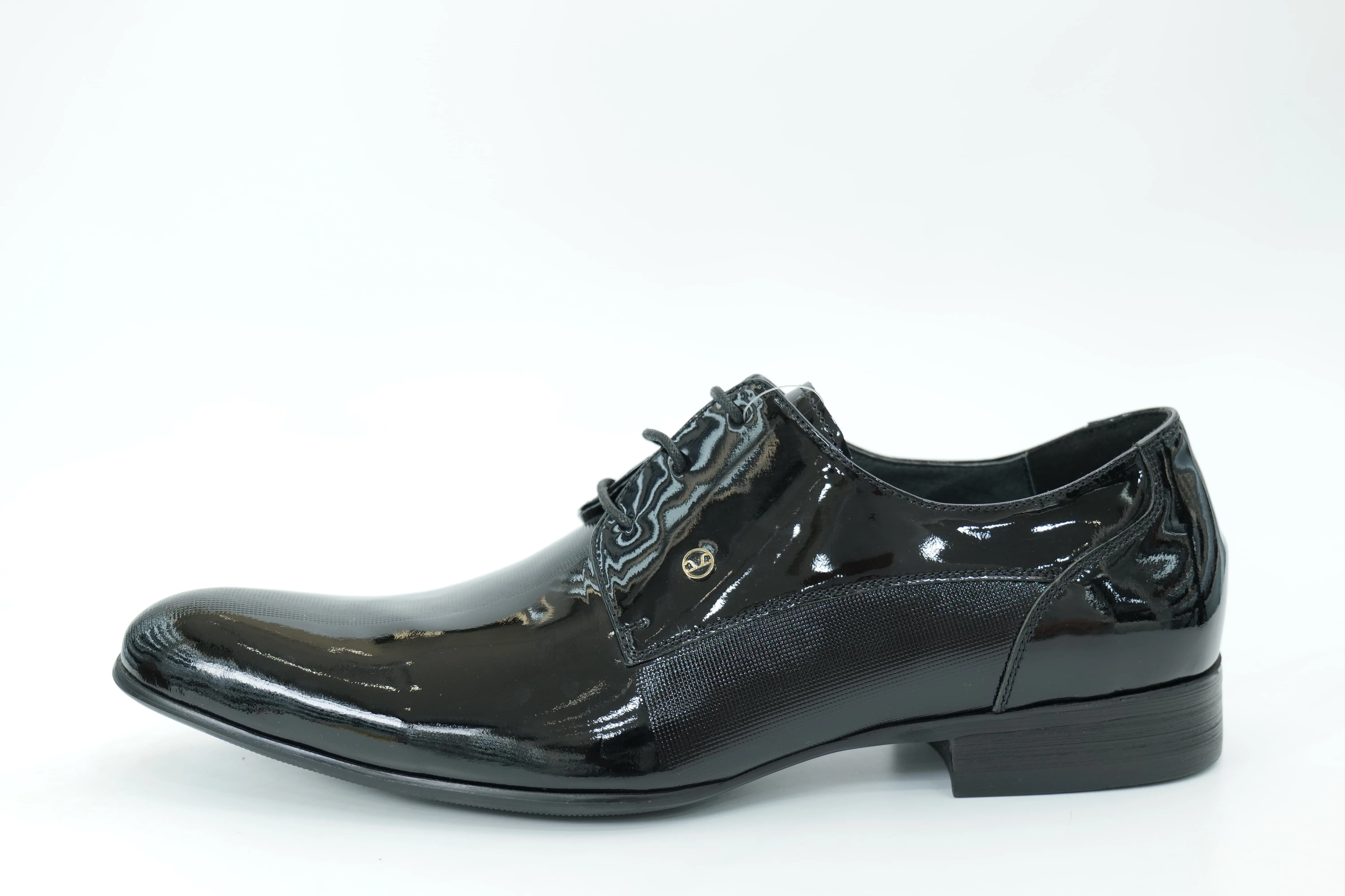 Derby shoes