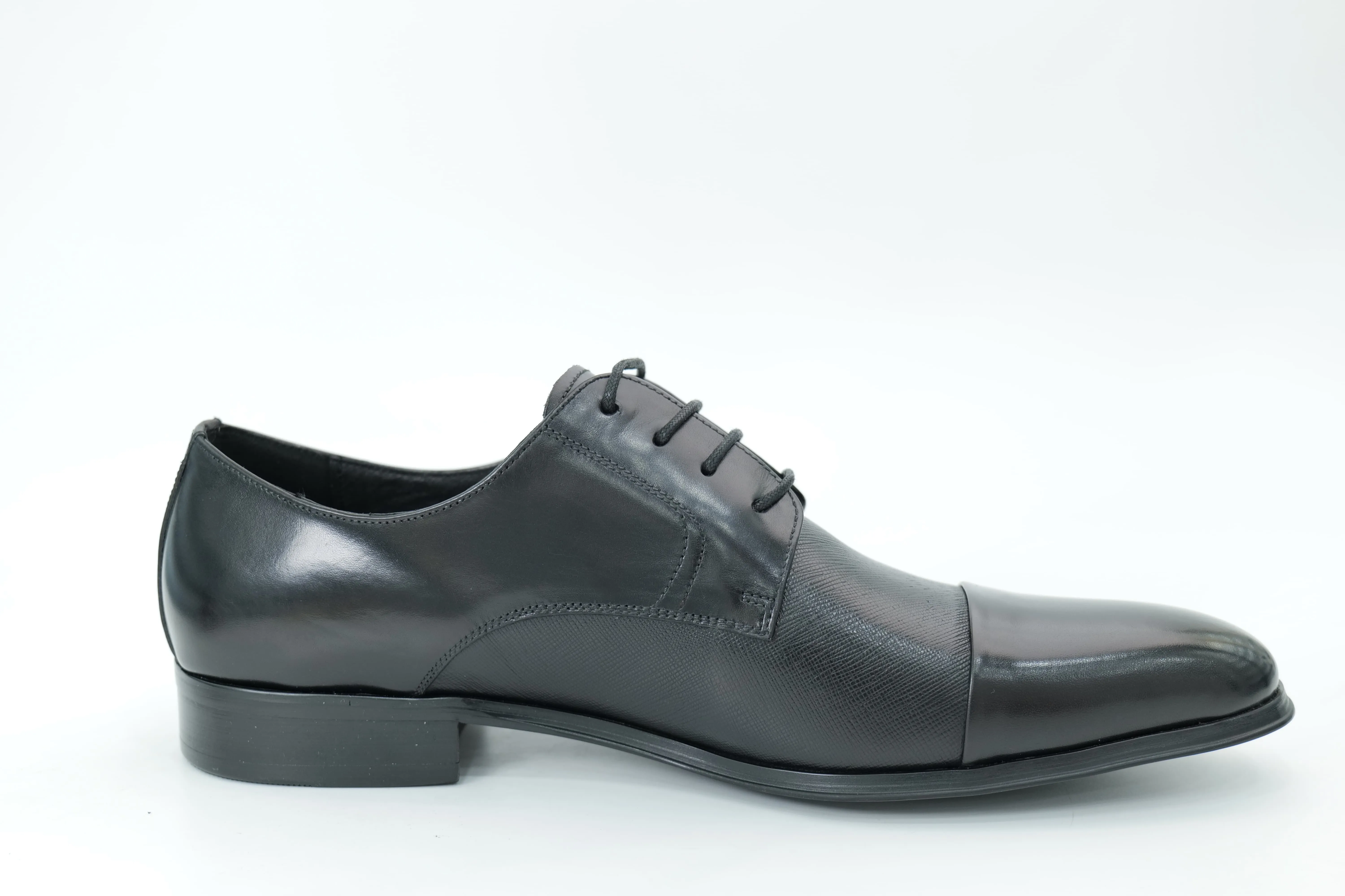 Derby shoes
