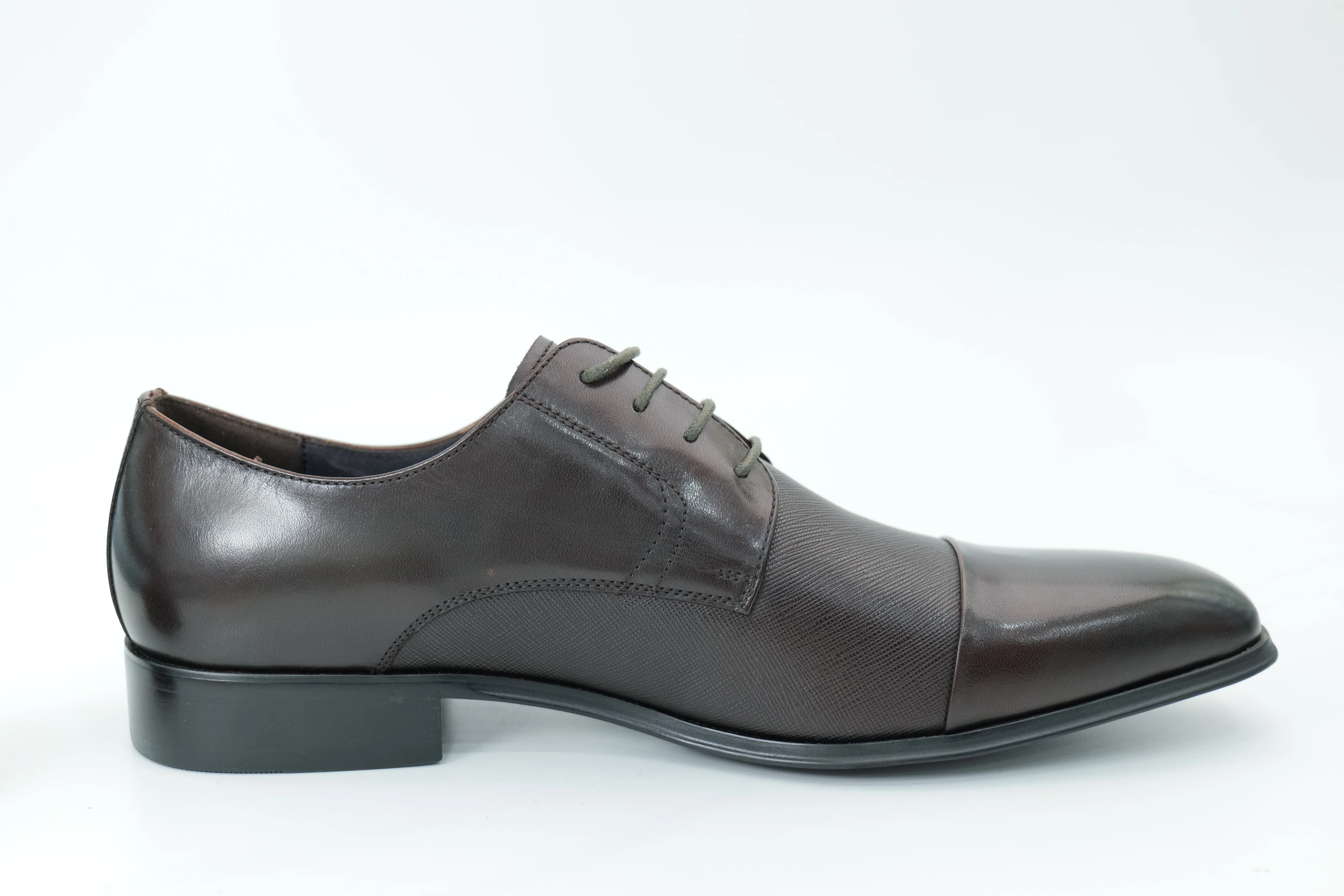 Derby shoes