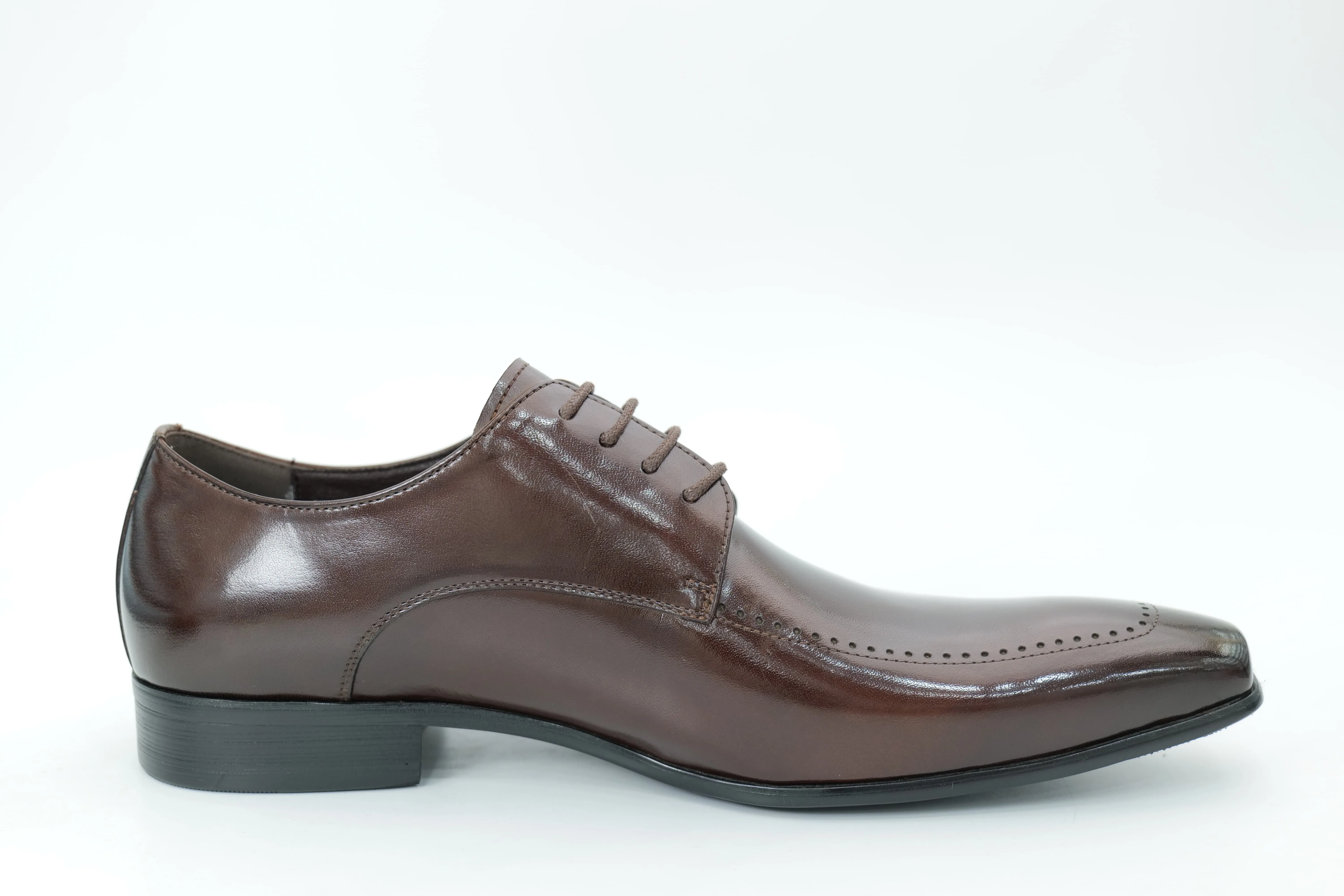 Derby shoes