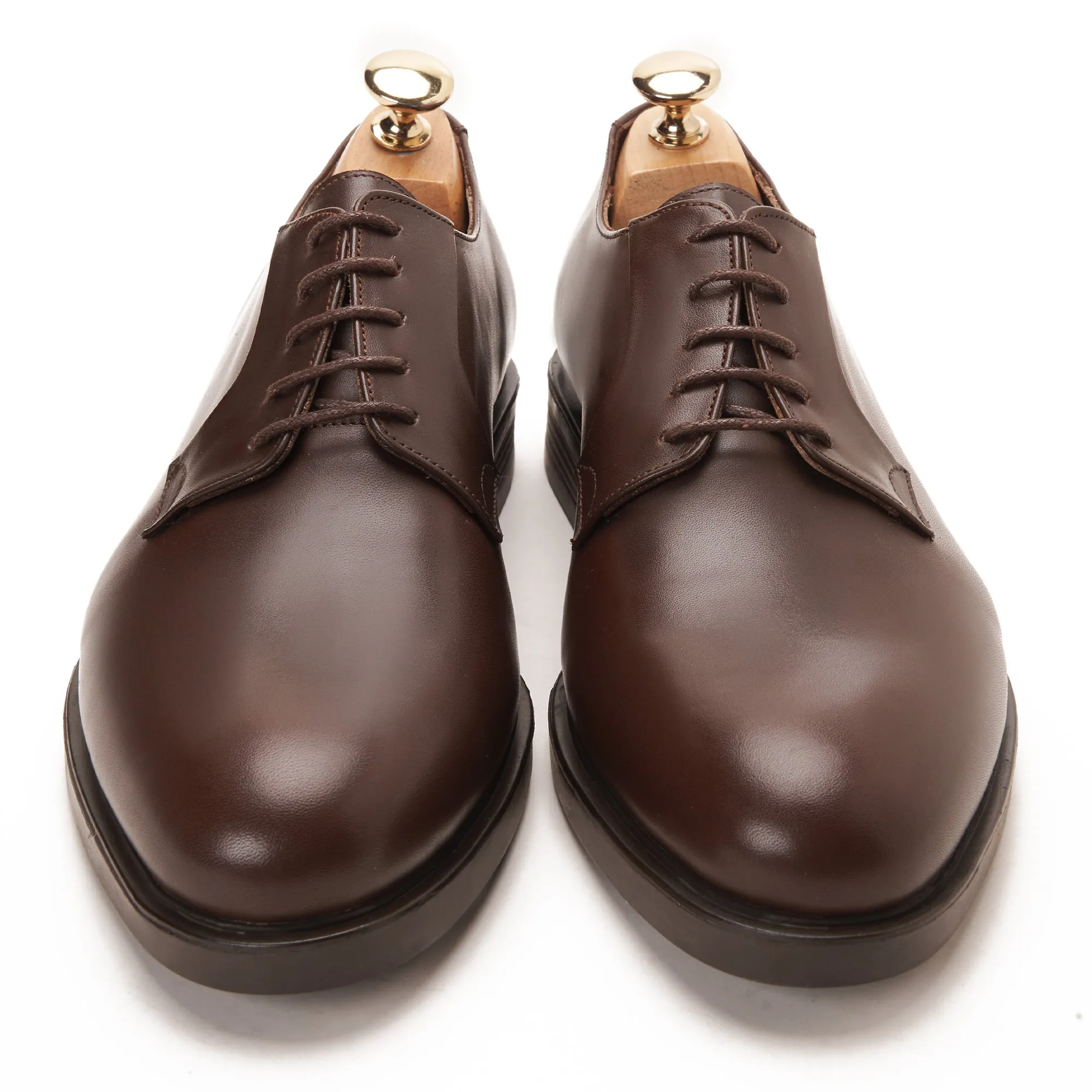 Derby Wing Plain