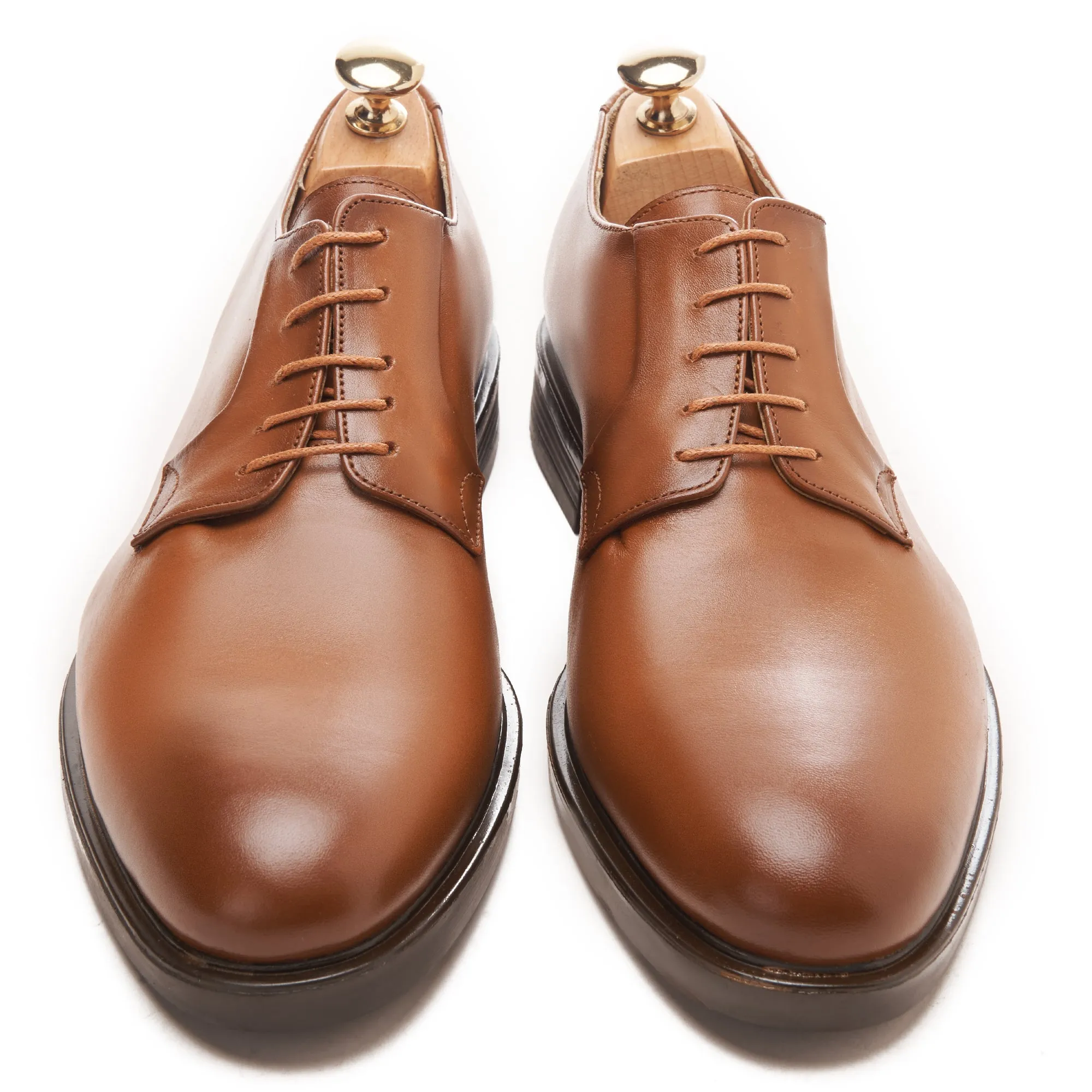 Derby Wing Plain