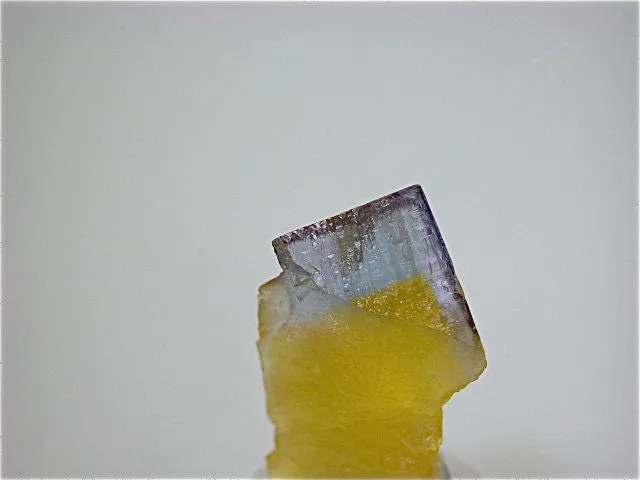 Fluorite, Bethel Level M.F. Oxford #7 attr., Ozark-Mahoning Company, Cave-in-Rock District Southern Illinois, Mined ca. 1970s, Fowler Collection, Miniature 2.0 x 2.0 x 4.0 cm, $45. Online 07/08. SOLD.