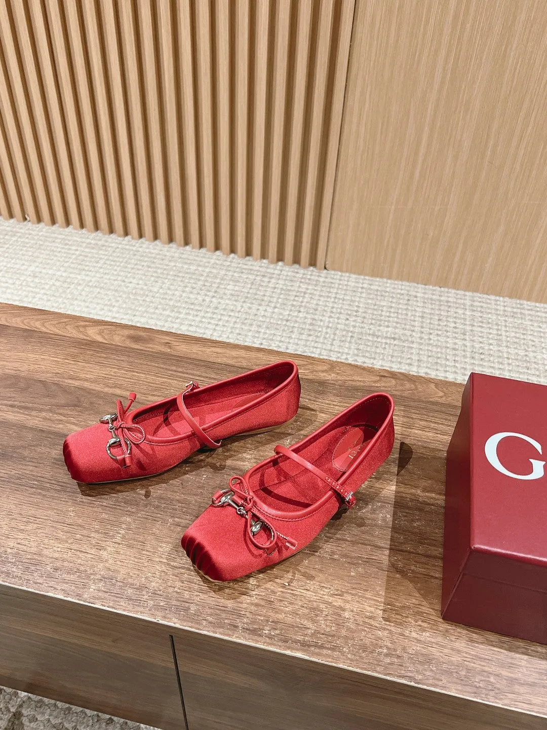 GC Silk fabric Early Spring Resort Series Horsebit Ballet Flats