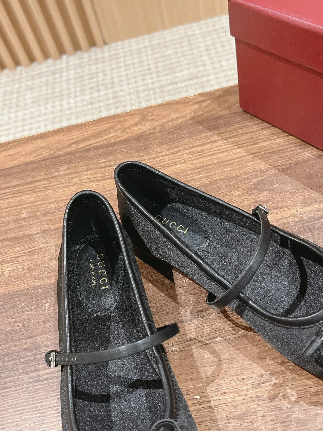 GC Silk fabric Early Spring Resort Series Horsebit Ballet Flats