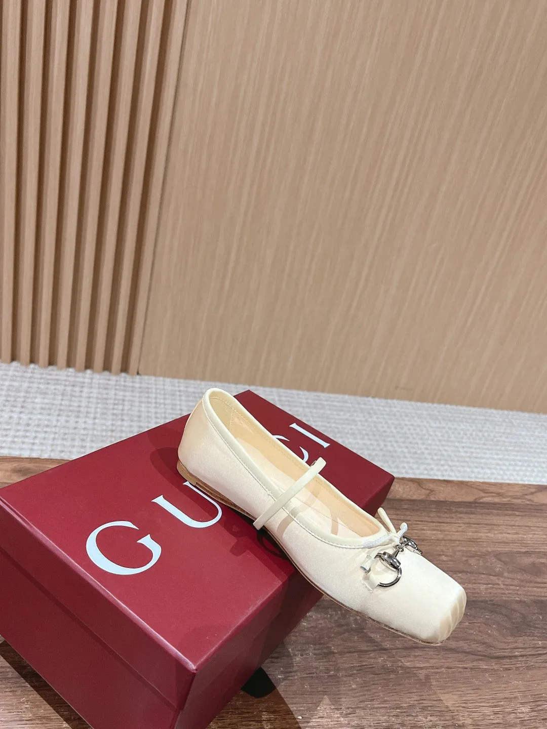 GC Silk fabric Early Spring Resort Series Horsebit Ballet Flats