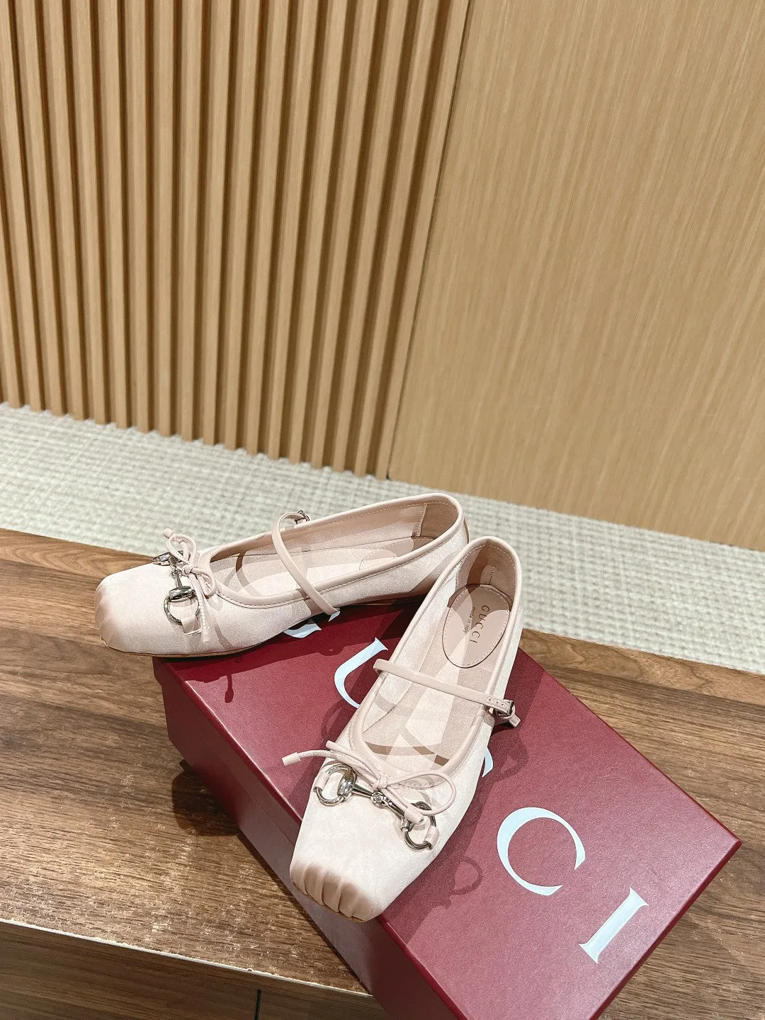 GC Silk fabric Early Spring Resort Series Horsebit Ballet Flats