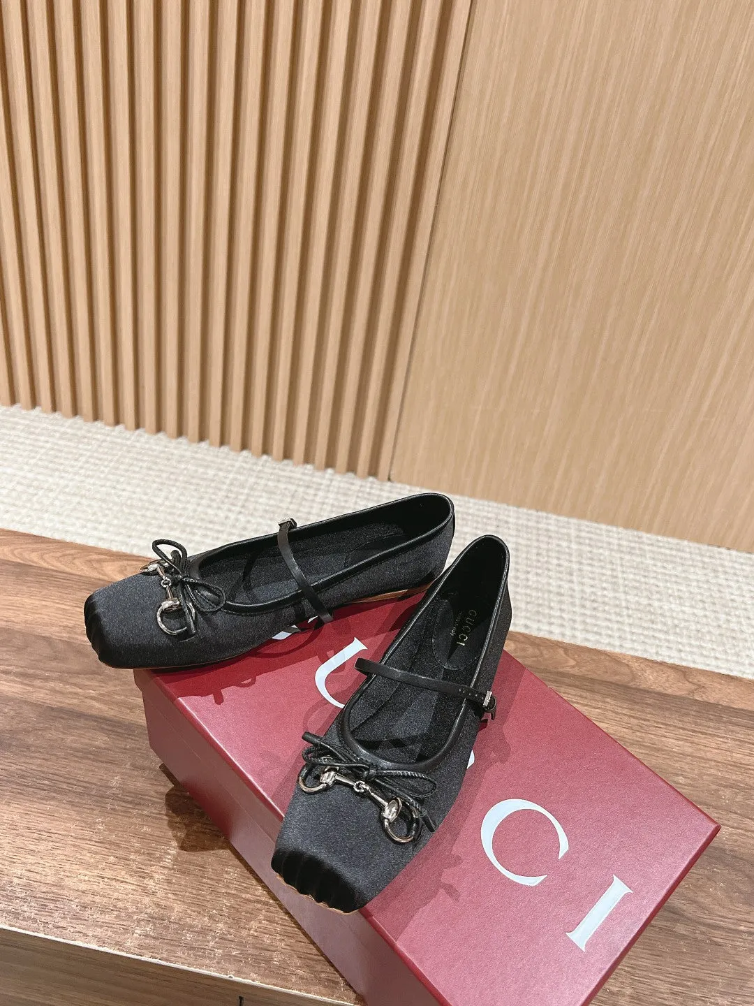 GC Silk fabric Early Spring Resort Series Horsebit Ballet Flats