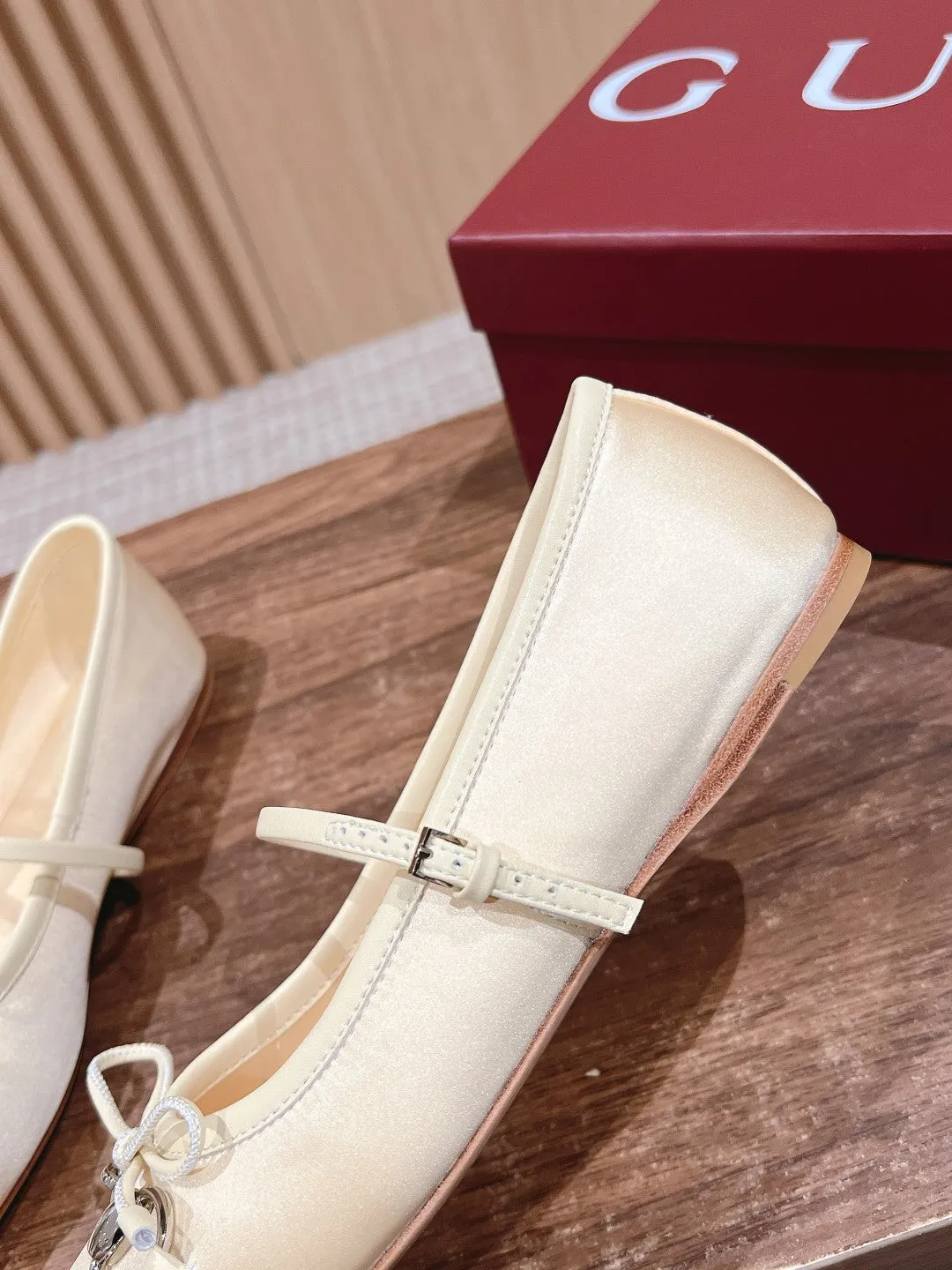 GC Silk fabric Early Spring Resort Series Horsebit Ballet Flats
