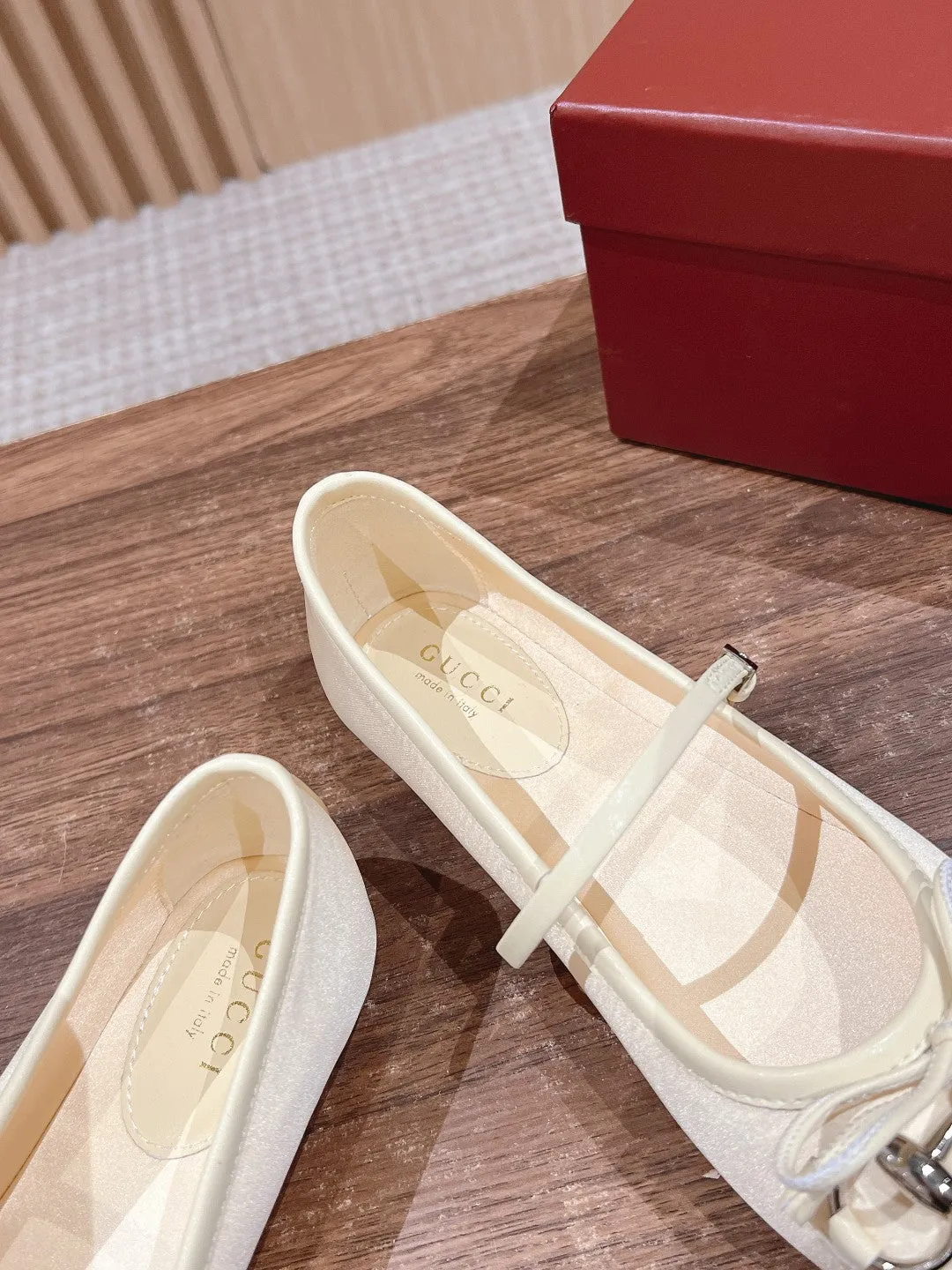 GC Silk fabric Early Spring Resort Series Horsebit Ballet Flats