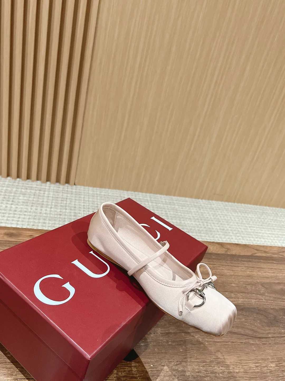 GC Silk fabric Early Spring Resort Series Horsebit Ballet Flats