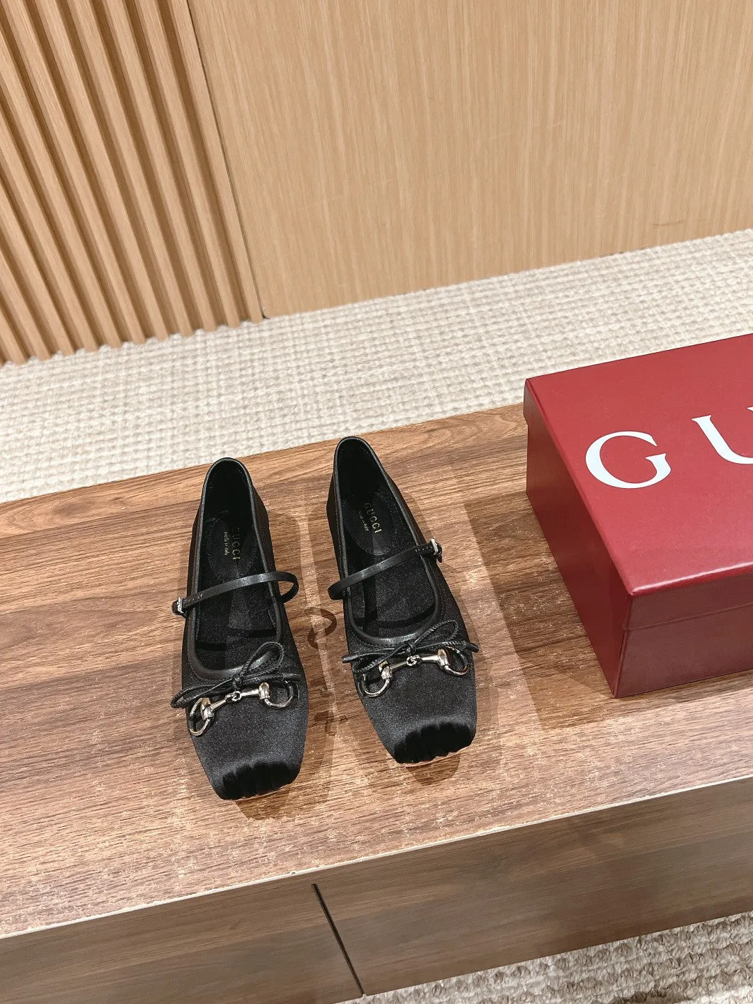 GC Silk fabric Early Spring Resort Series Horsebit Ballet Flats