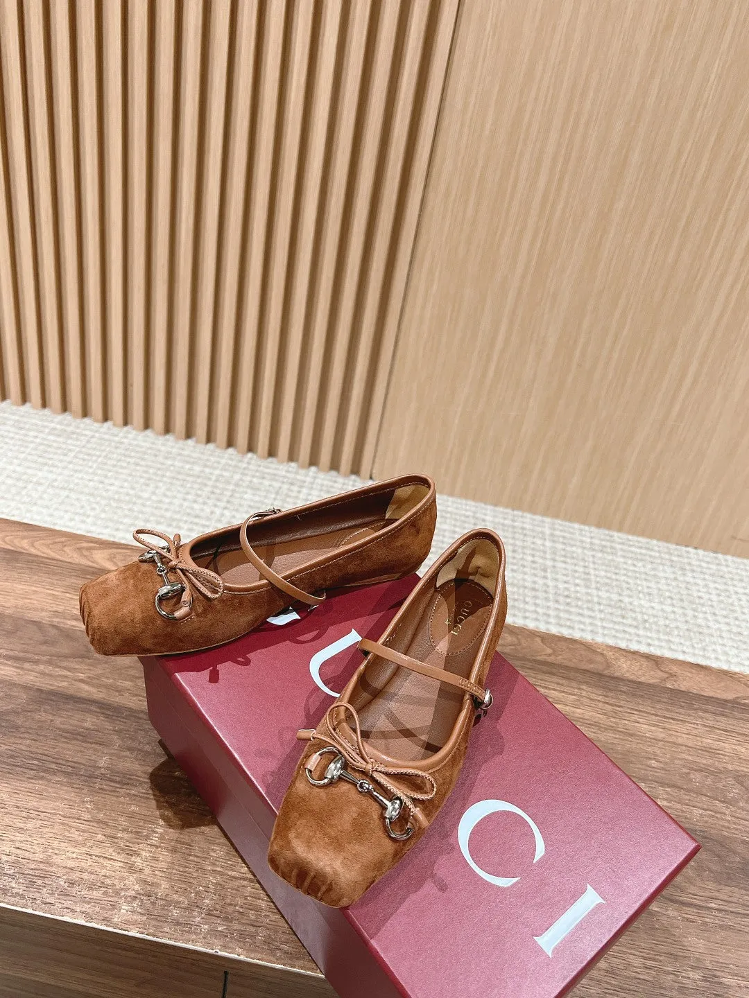 GC Suede fabric Early Spring Resort Series Horsebit Ballet Flats
