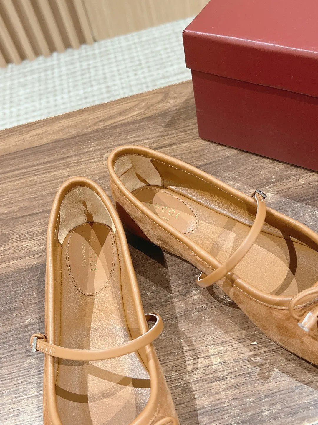 GC Suede fabric Early Spring Resort Series Horsebit Ballet Flats
