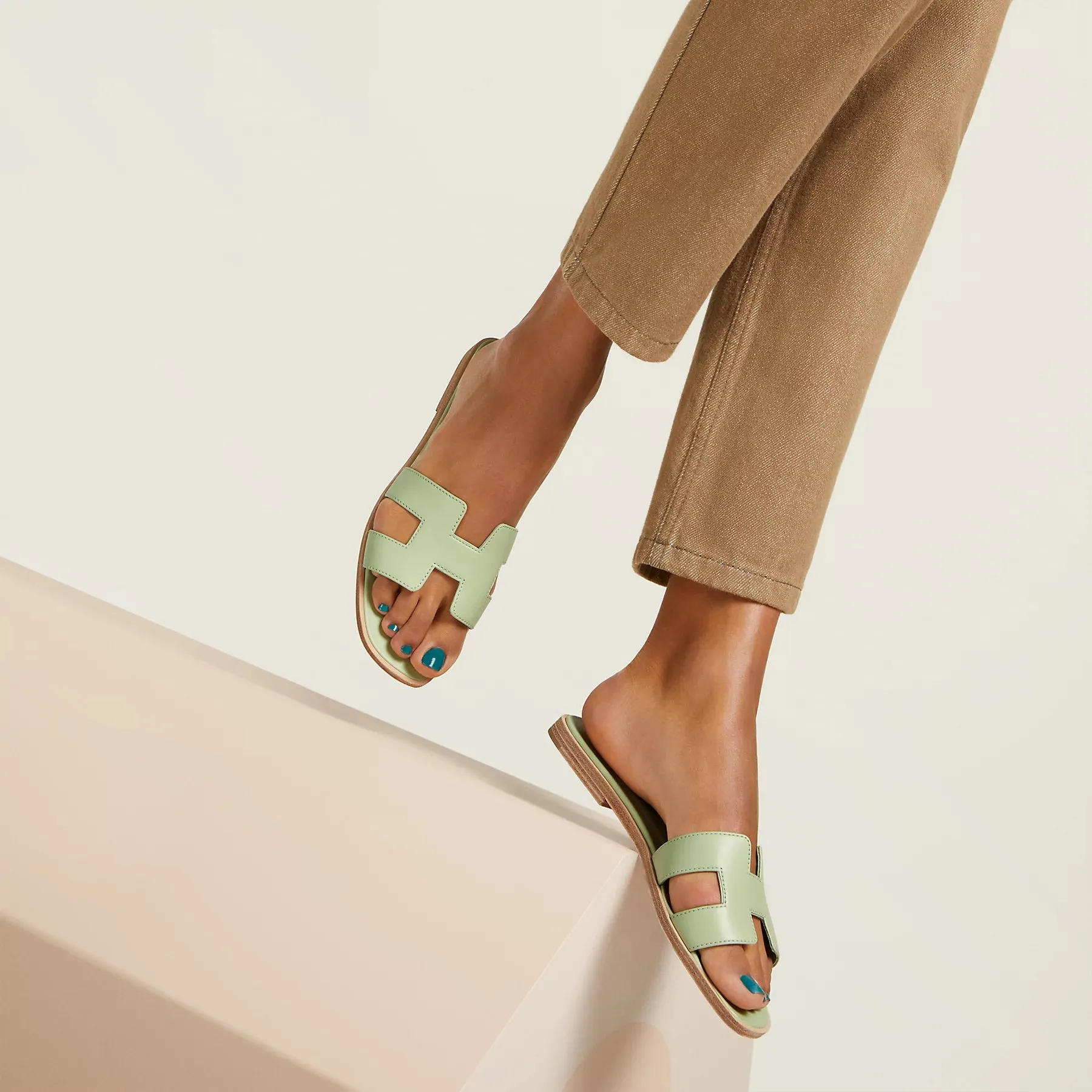 hermes oran sandal