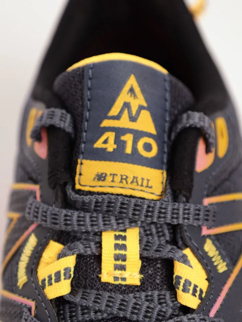 Ladies 410 V7 Trail Runner Sneaker - Black