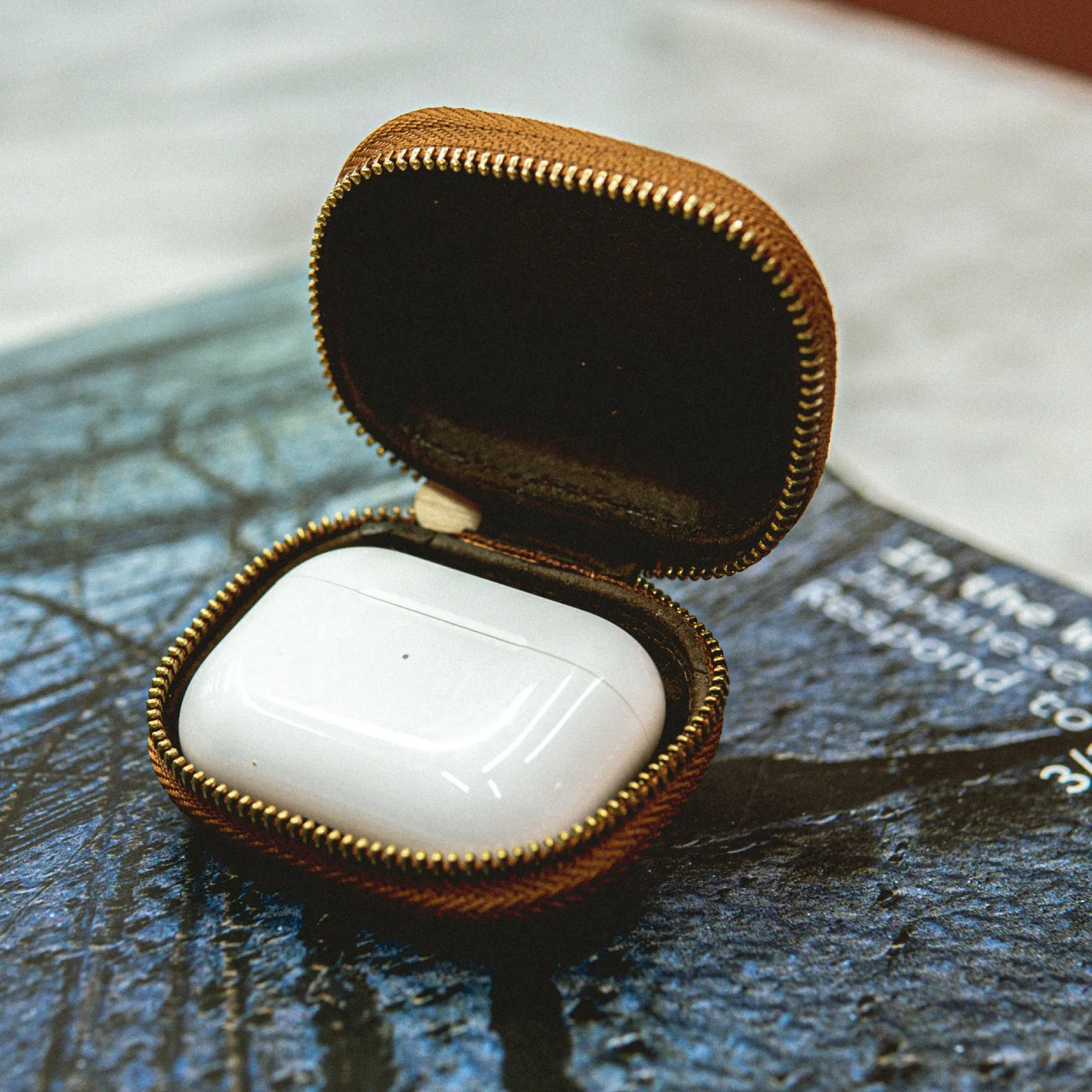LAUREN AirPods Pro Leather Case