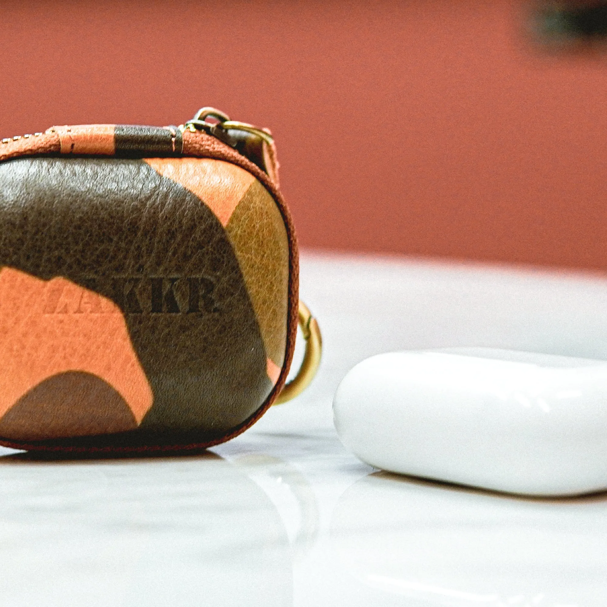 LAUREN AirPods Pro Leather Case