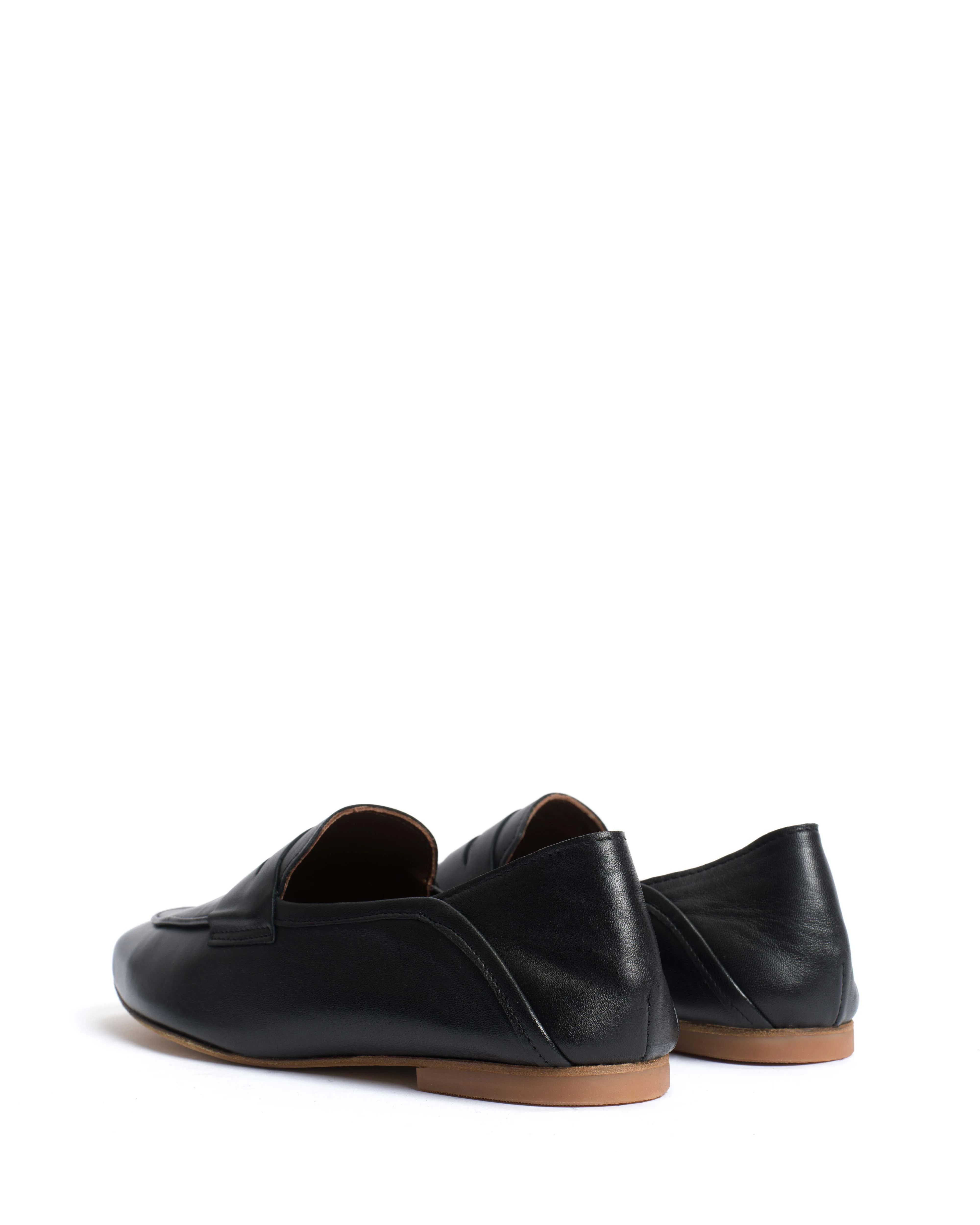 Lindsay Shiny lamb Black