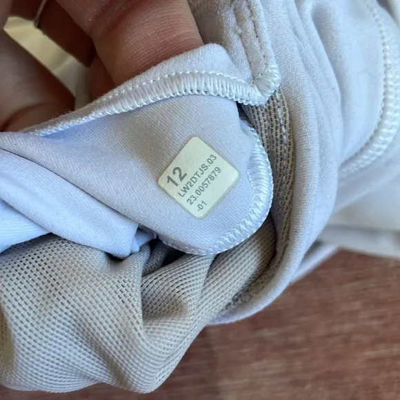 Lululemon Align V Neck Bra 12