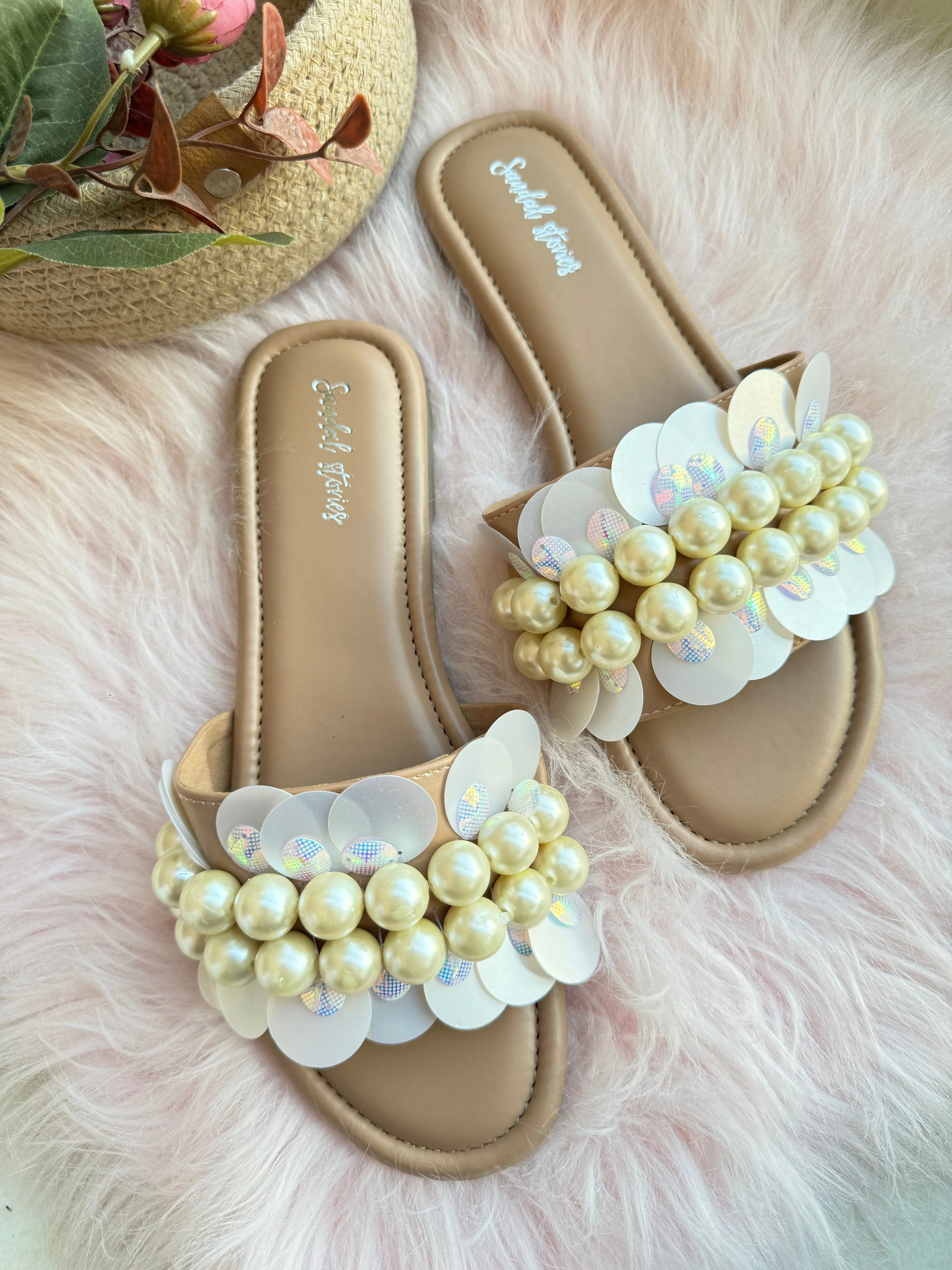 Lustrous Pearl Flats