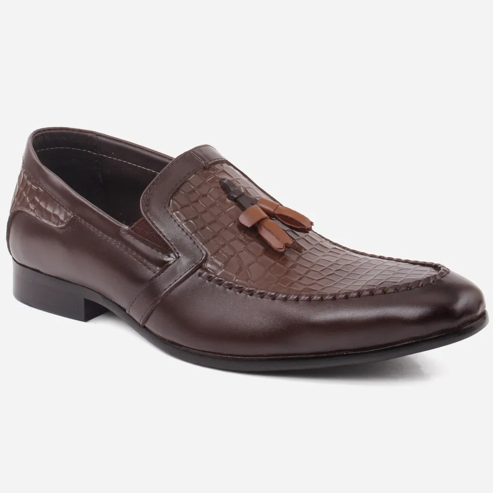 Men “GARIAN” Leather Textured Tassel Embossed Woven Detailed Moc Toe Formal Shoes