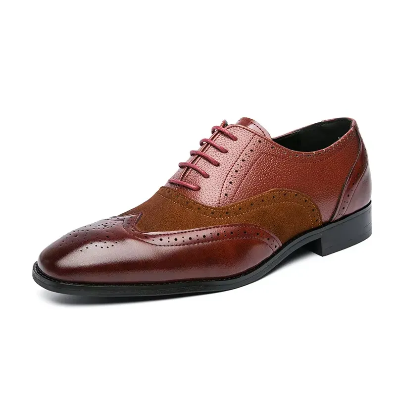 Men's Classic Oxford Vegan Leather Shoes with Wingtip and Brogue Details | Eco-Friendly Materials for All Seasons