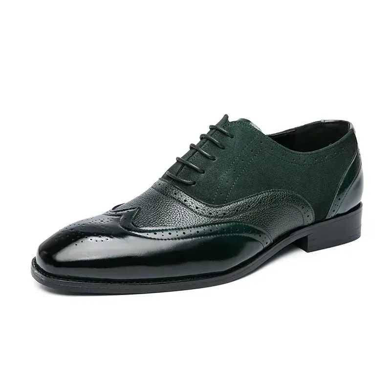 Men's Classic Oxford Vegan Leather Shoes with Wingtip and Brogue Details | Eco-Friendly Materials for All Seasons