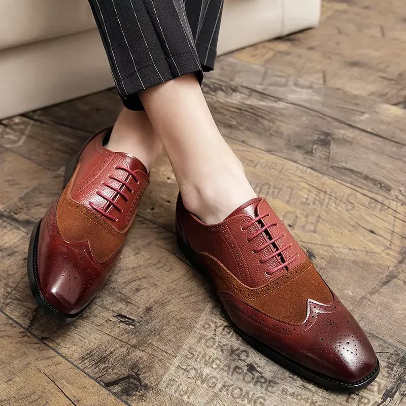 Men's Classic Oxford Vegan Leather Shoes with Wingtip and Brogue Details | Eco-Friendly Materials for All Seasons