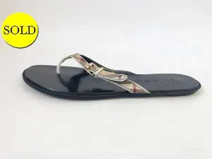 NEW Burberry Check Flip Flop Size 8