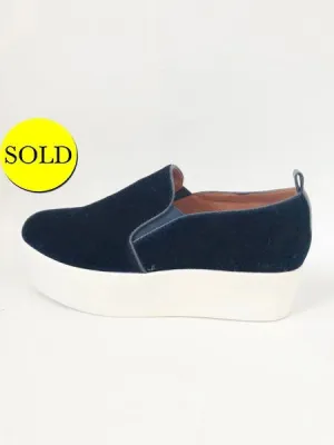 NEW Golo Vivian Blue Velvet Flatform Size 9
