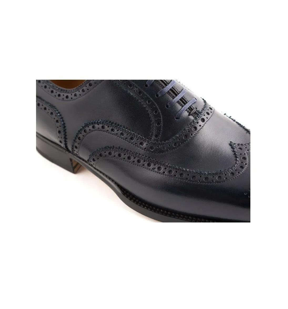 OXFORD FULL BROGUE WITH WING CAP