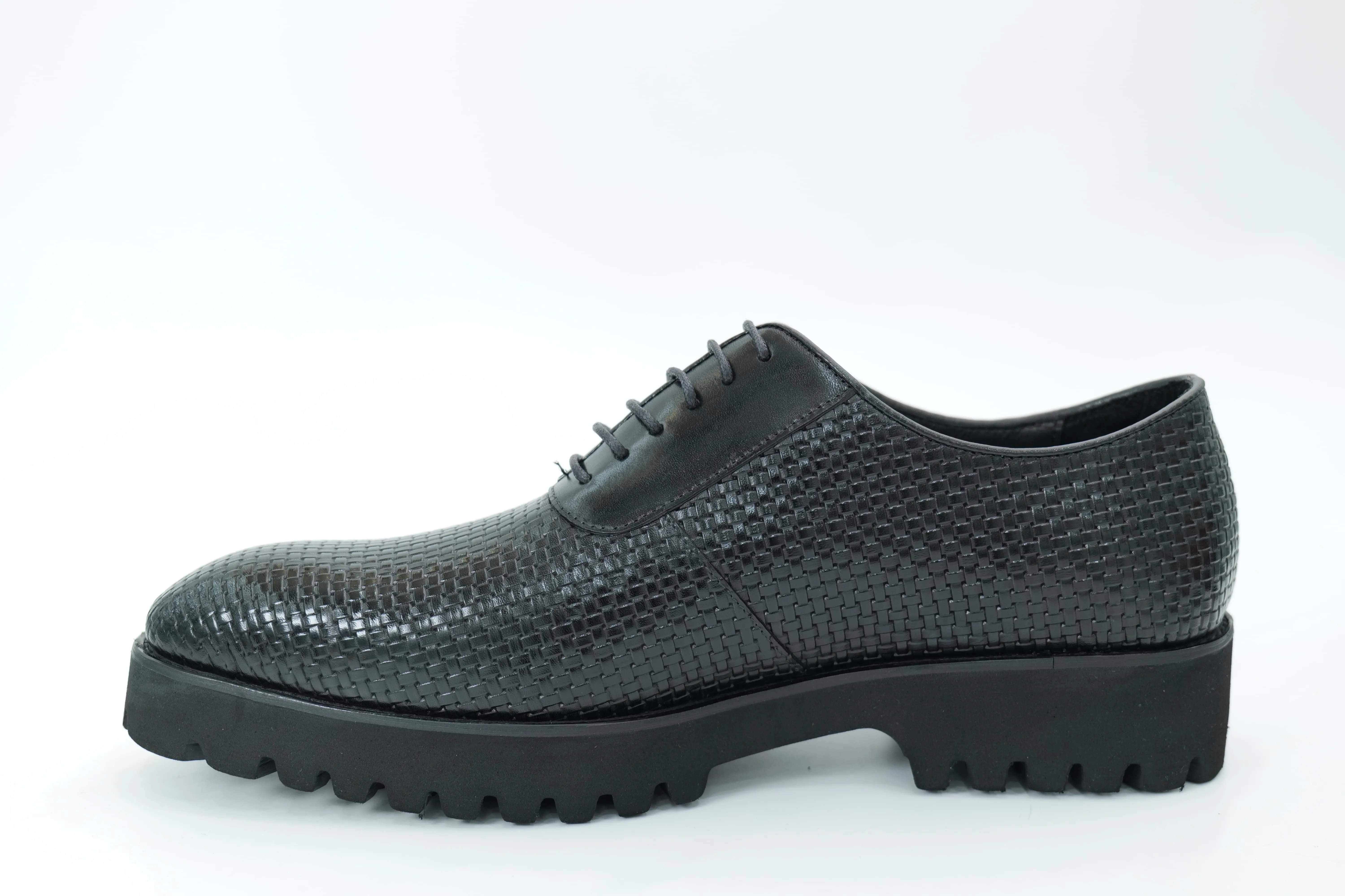 Platform shoes