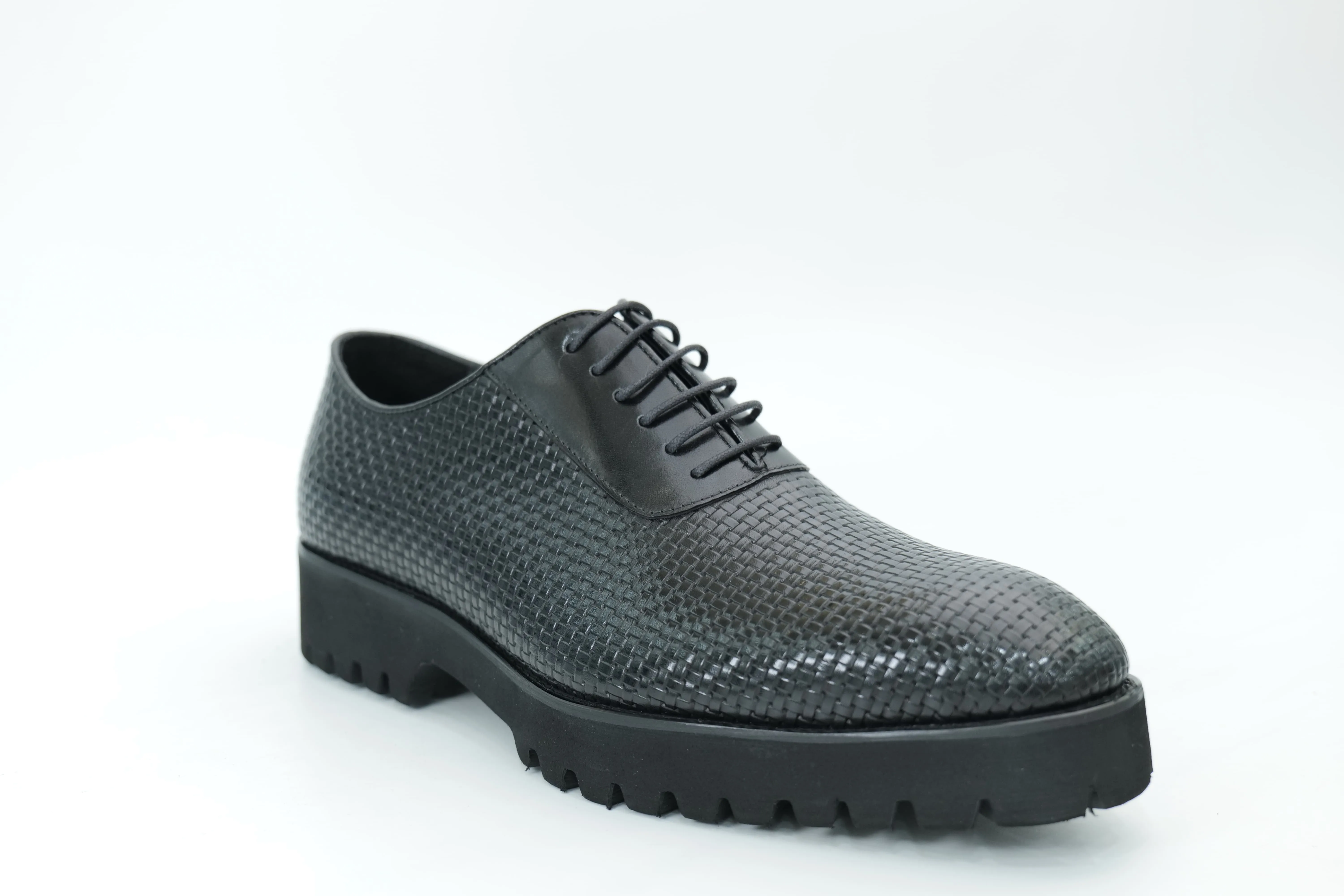 Platform shoes